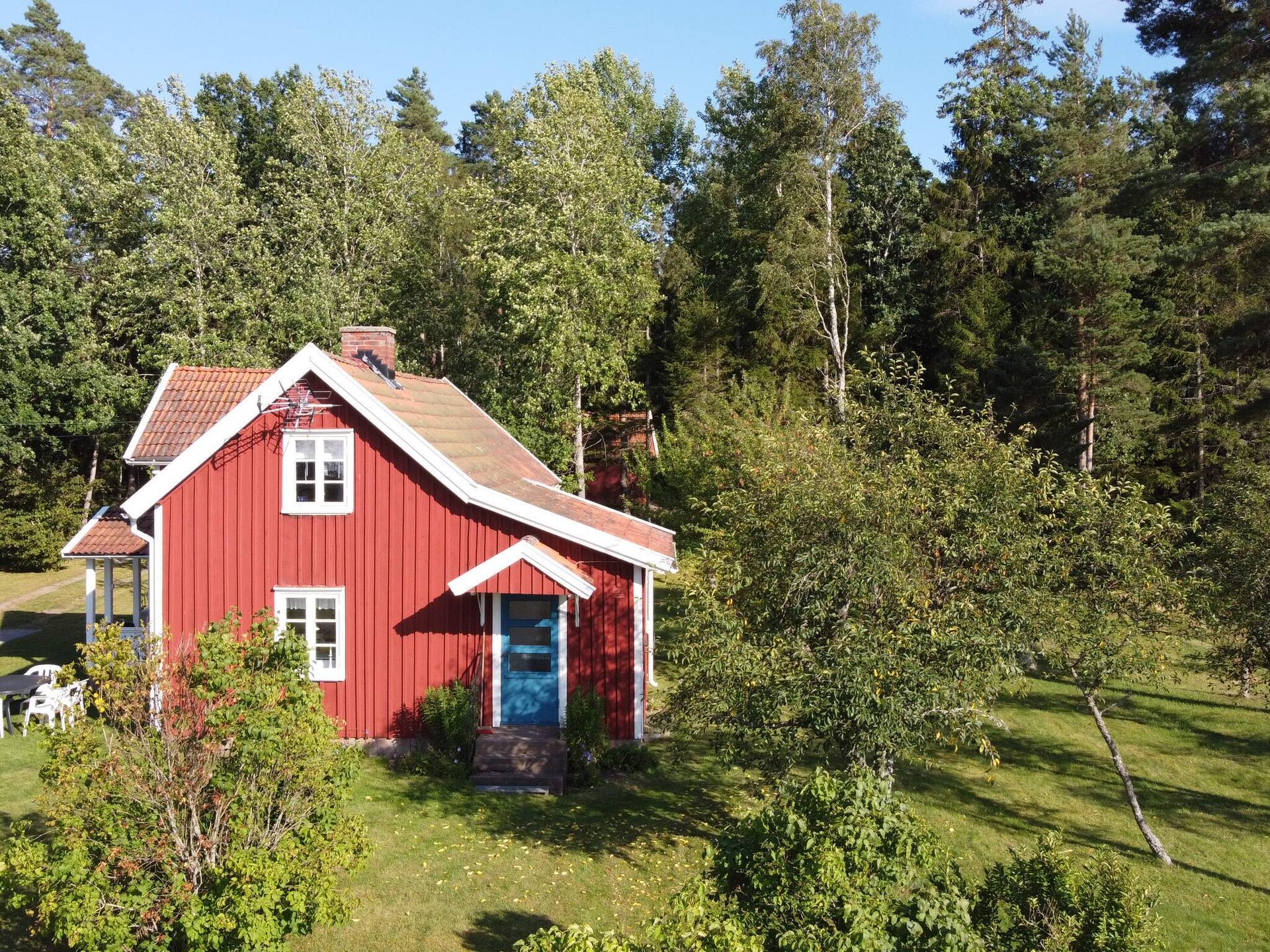 Charmant rood vakantiehuis in landelijke idylle bij Grästorp, Zweden - foto 9