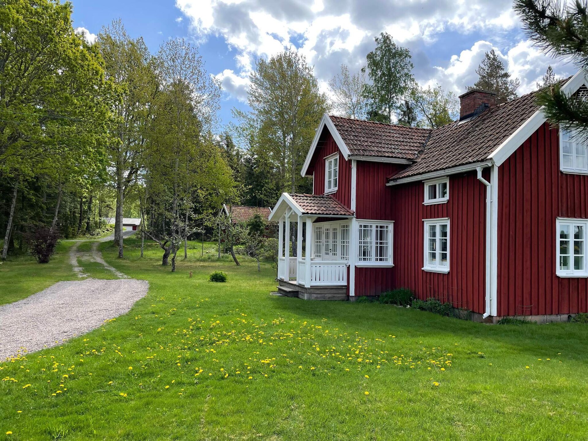 Charmant rood vakantiehuis in landelijke idylle bij Grästorp, Zweden - foto 4