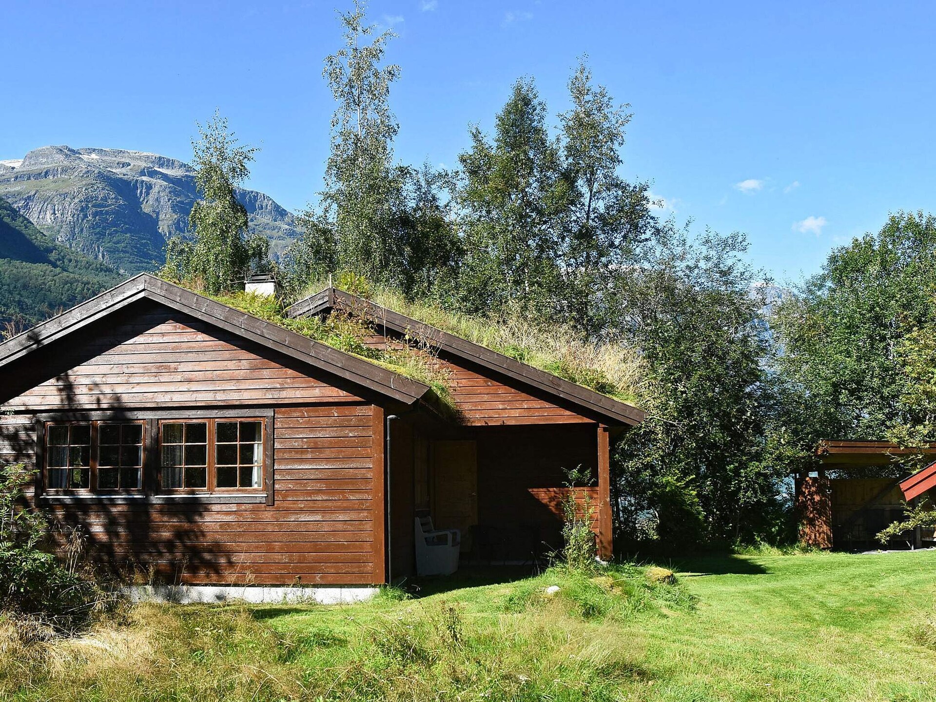 Idyllisch vakantiehuis direct aan het Oldevatnet meer met privé strand - foto 10