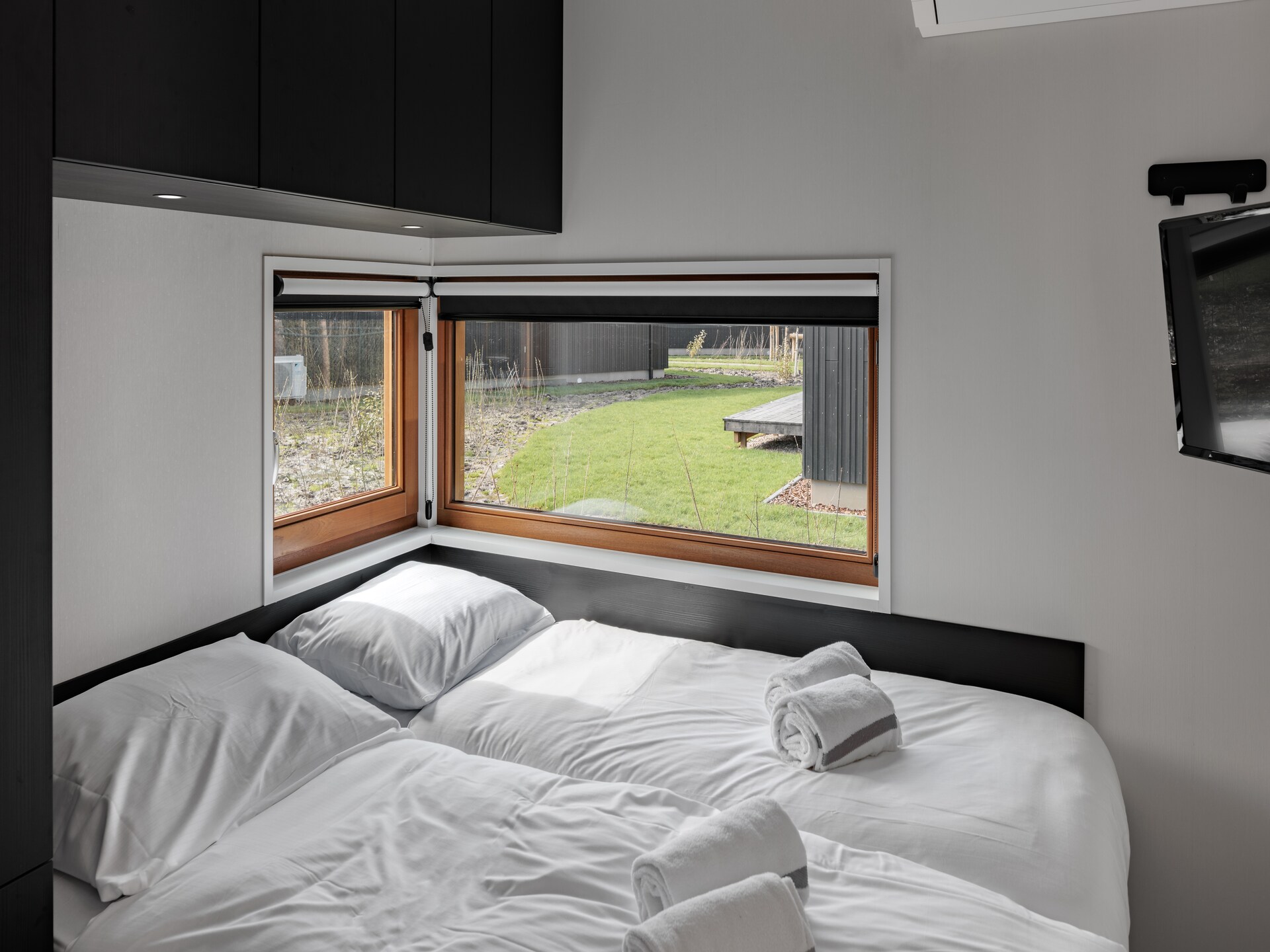 Vrijstaande lodge aan Brouwersdam: modern comfort voor 6 personen - foto 8