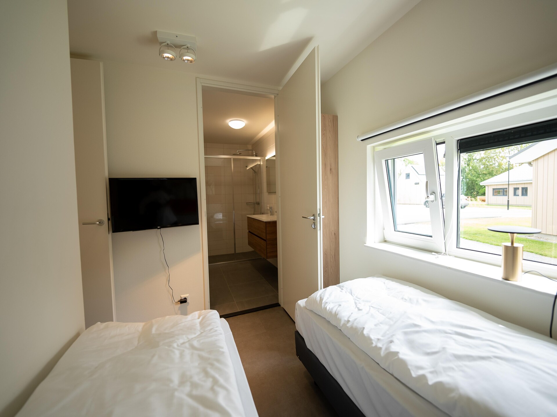 Modern vakantiehuis op 900m van strand in Breskens, Zeeland - foto 10