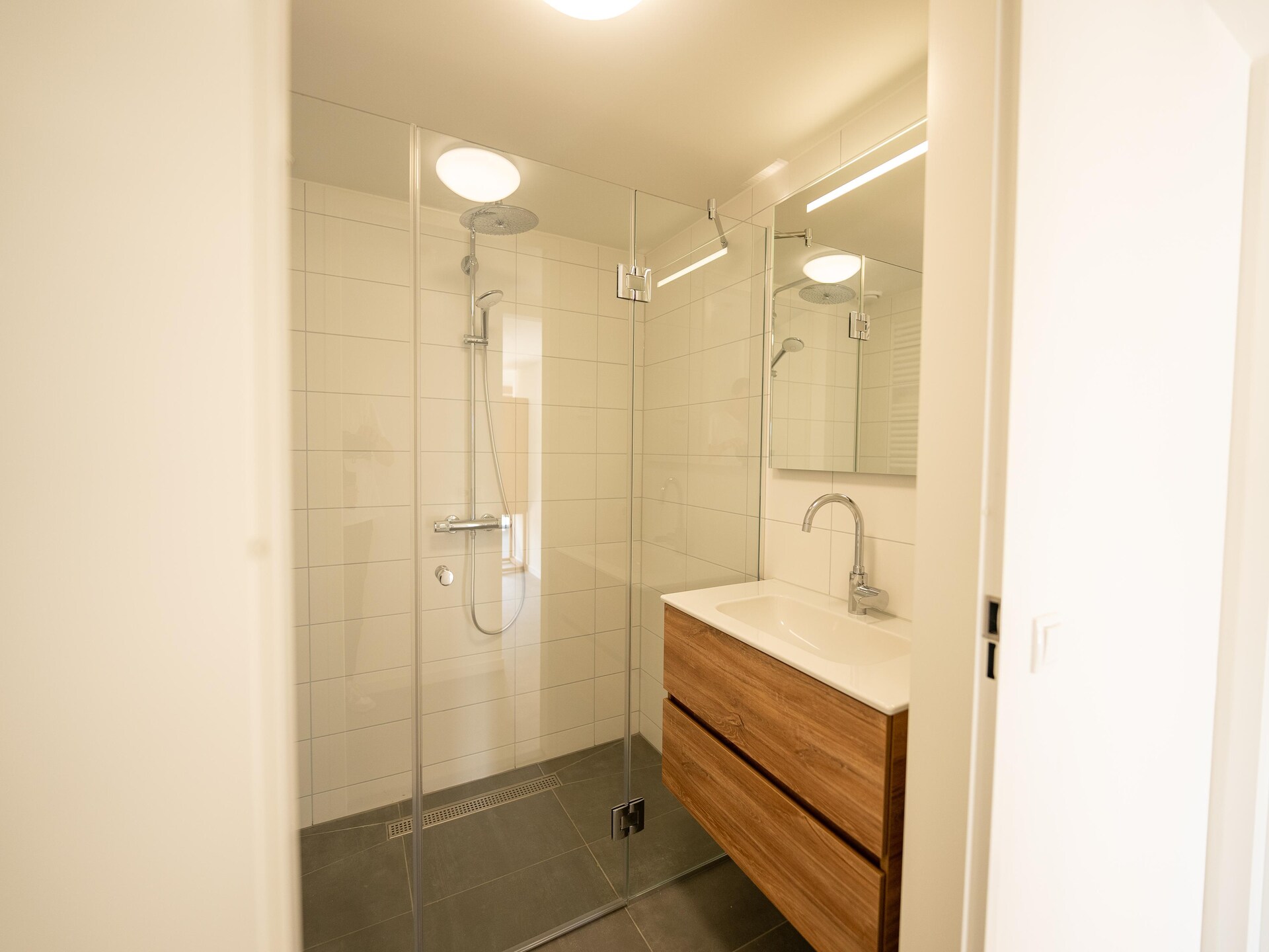 Moderne watervilla voor 8 personen op Vakantiepark Zeebad in Breskens - foto 9