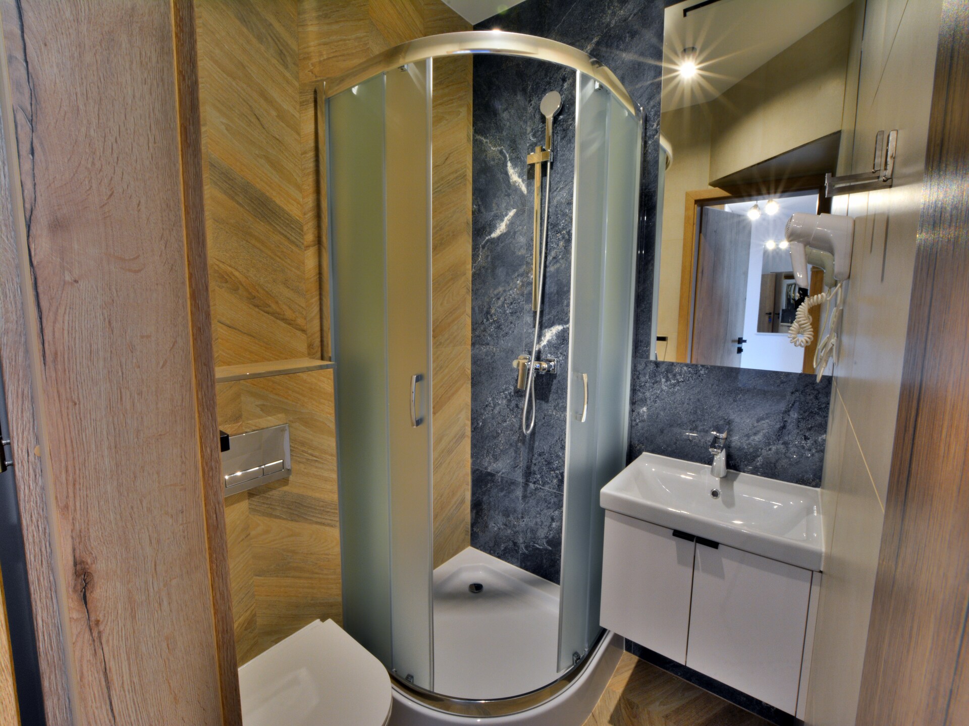 Aan het strand: Comfortabel appartement in Ustronie Morskie - foto 6
