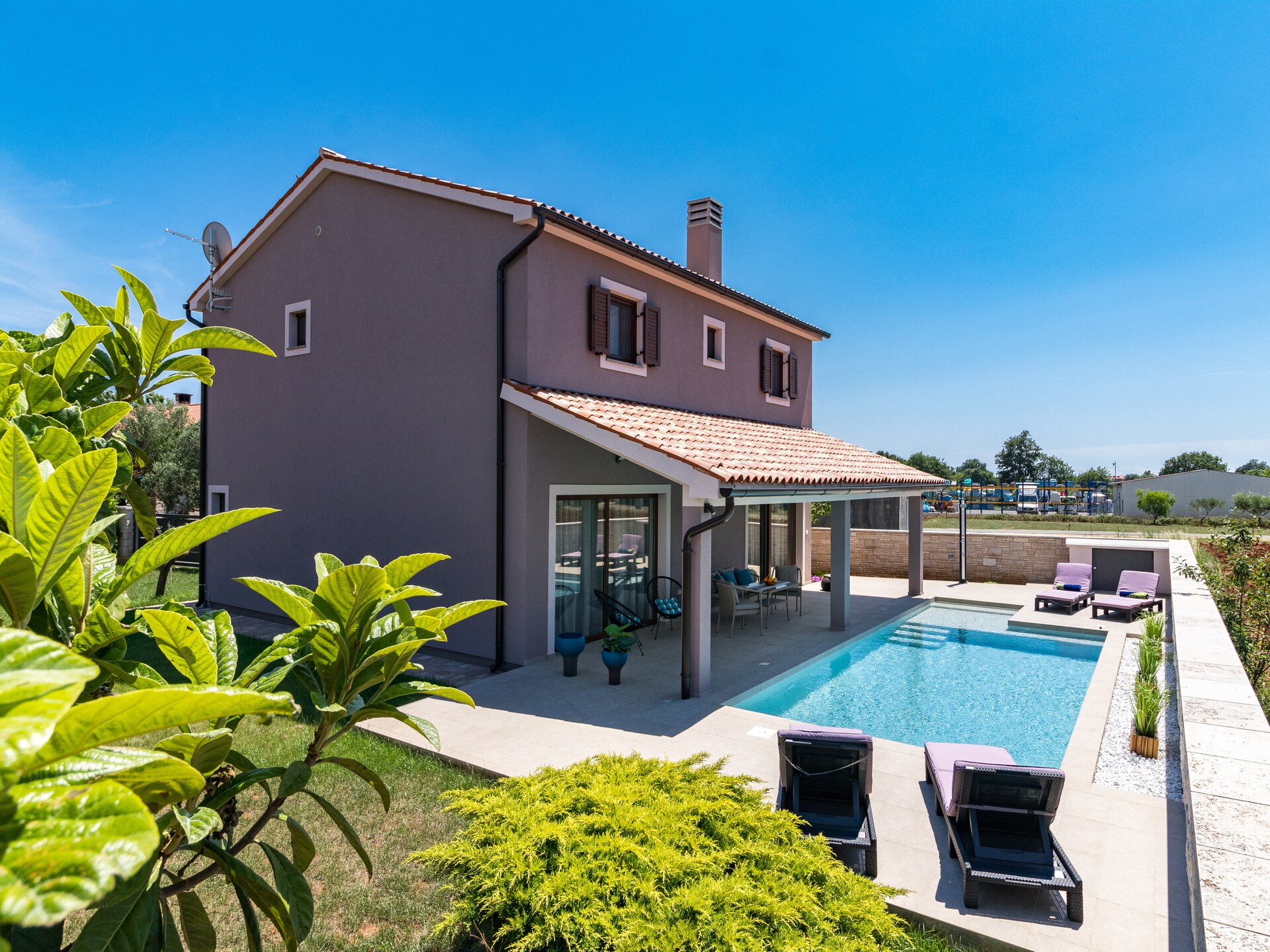 Vrijstaande villa met privézwembad voor 6 personen nabij Pula - foto 2