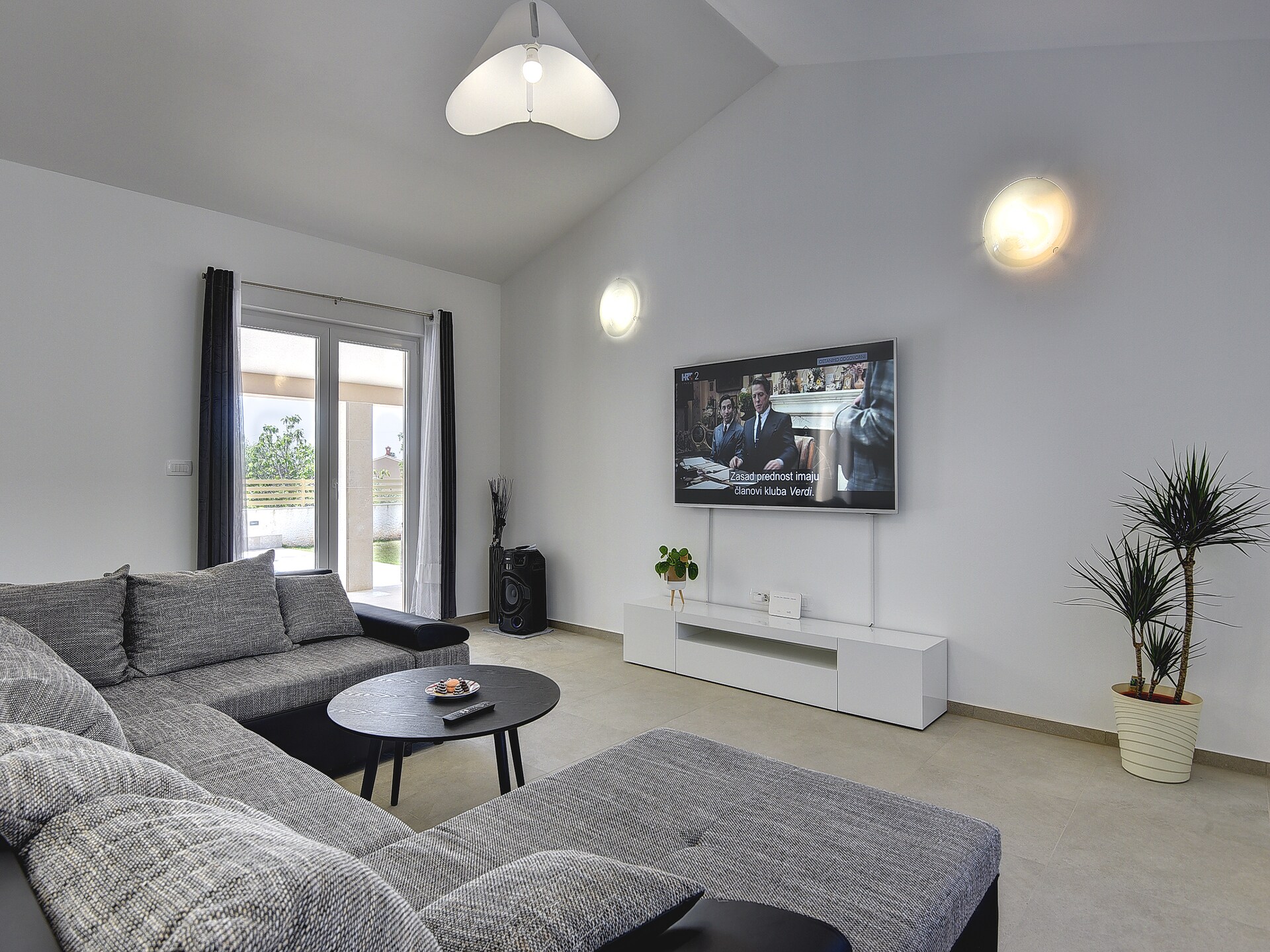 Villa Lu: Ruim vrijstaand huis met privézwembad bij Marčana, Istrië - foto 10