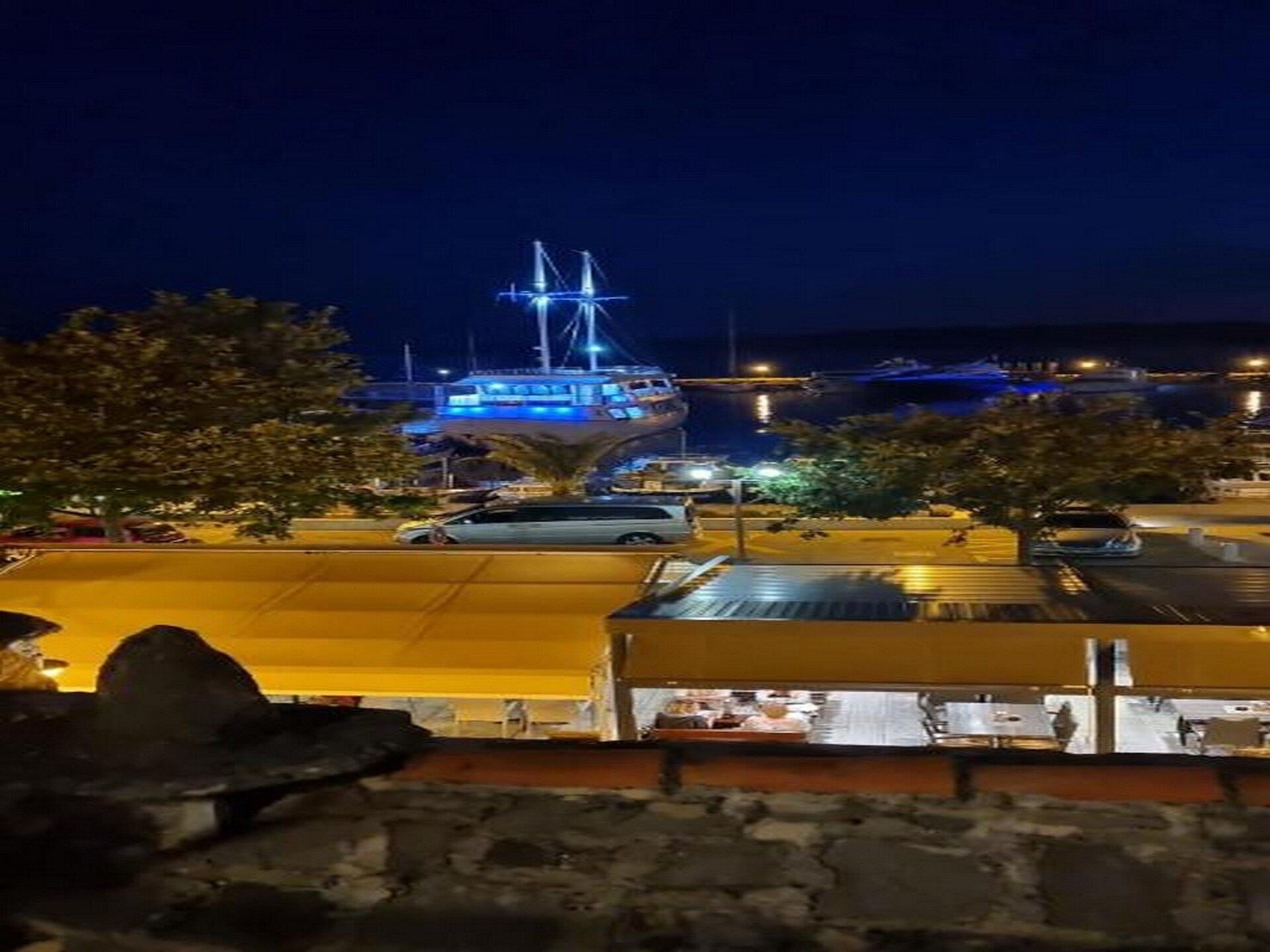 Appartement aan zee in Baška Voda met ruim terras en panoramisch zeezicht - foto 16