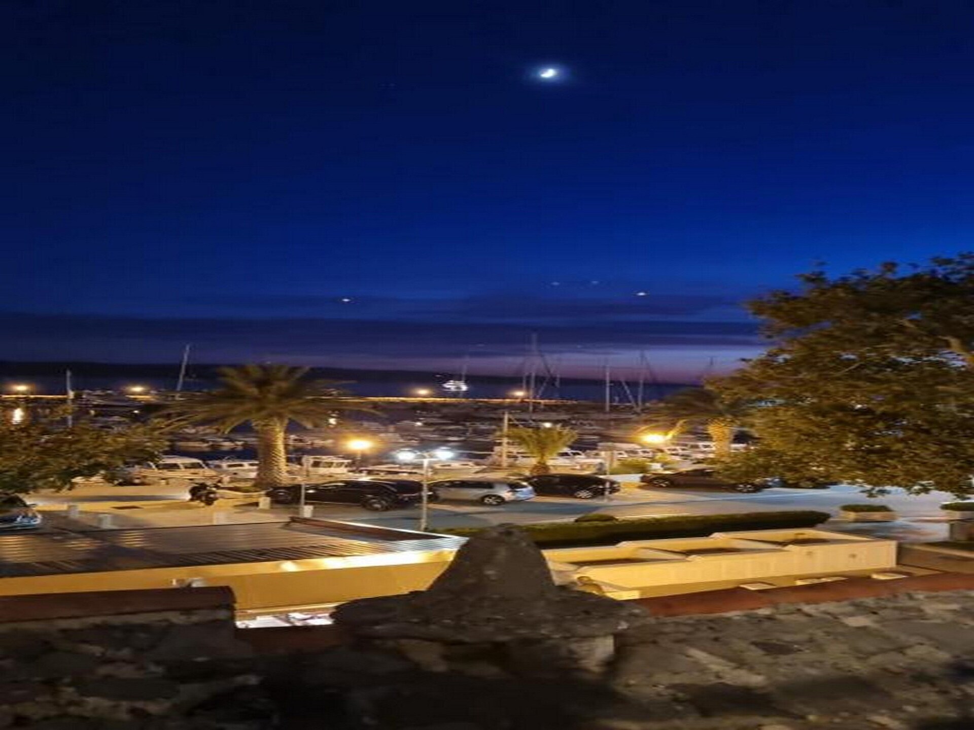 Appartement aan zee in Baška Voda met ruim terras en panoramisch zeezicht - foto 13