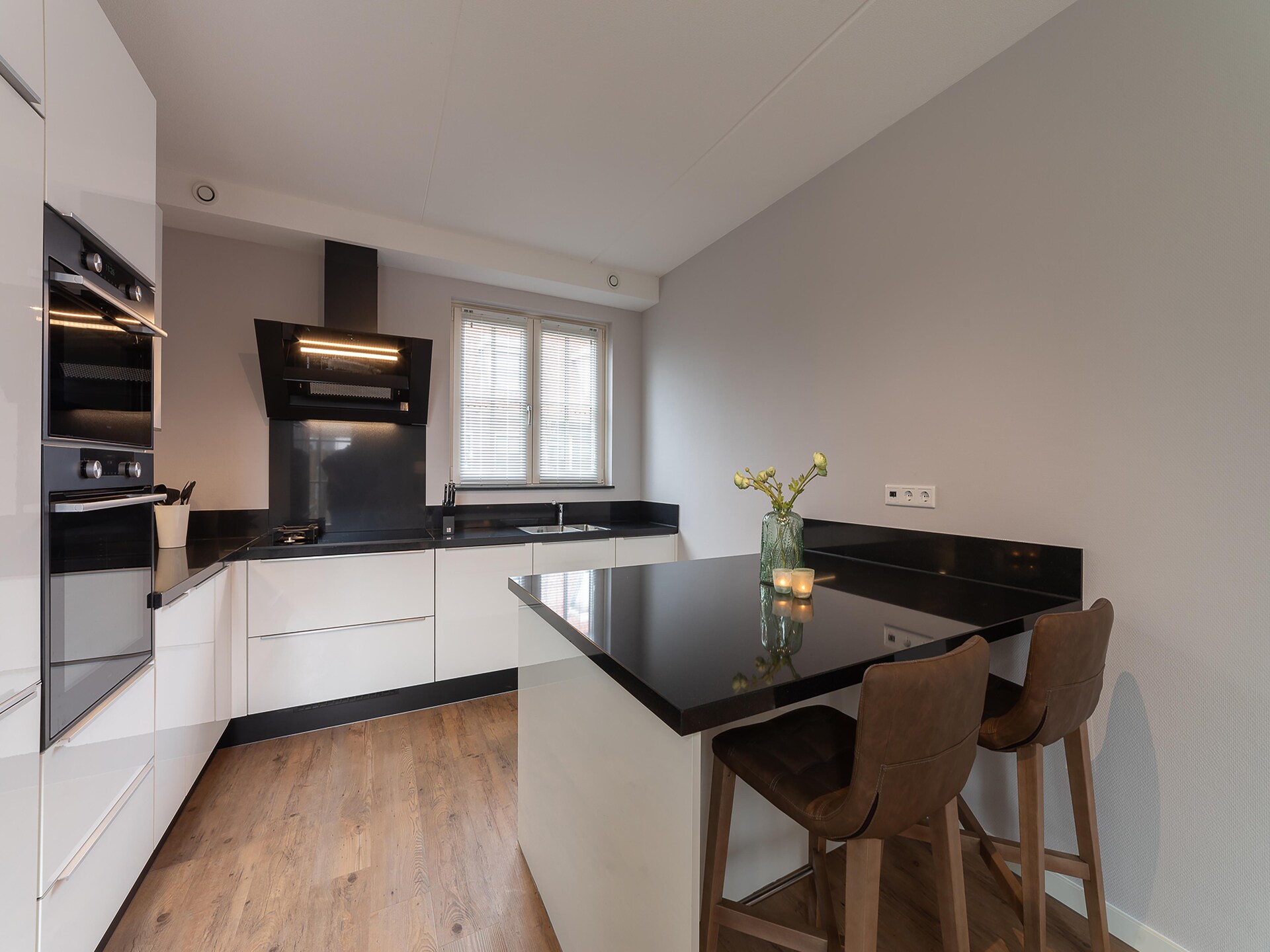 Zeeuwse Pracht: luxe wellnessvilla aan zee voor 8 personen - foto 19