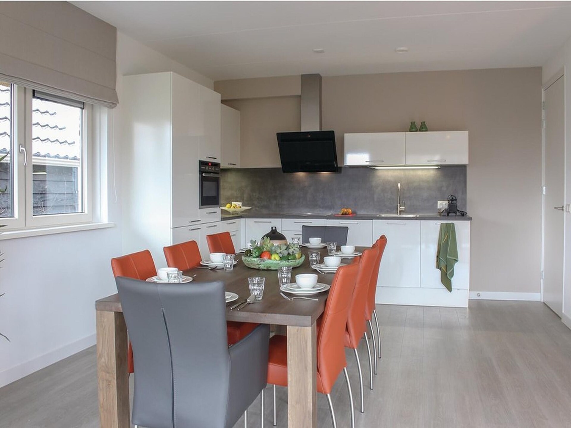 Rietgedekte luxe villa aan het water in Friesland, 8p, sauna, aanlegsteiger - foto 7
