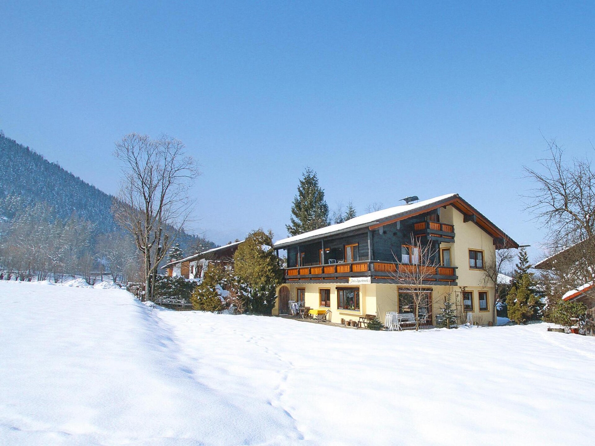 Tonis Apartments 2: sfeervol 55m² appartement met balkon in Berchtesgadener Land - foto 7