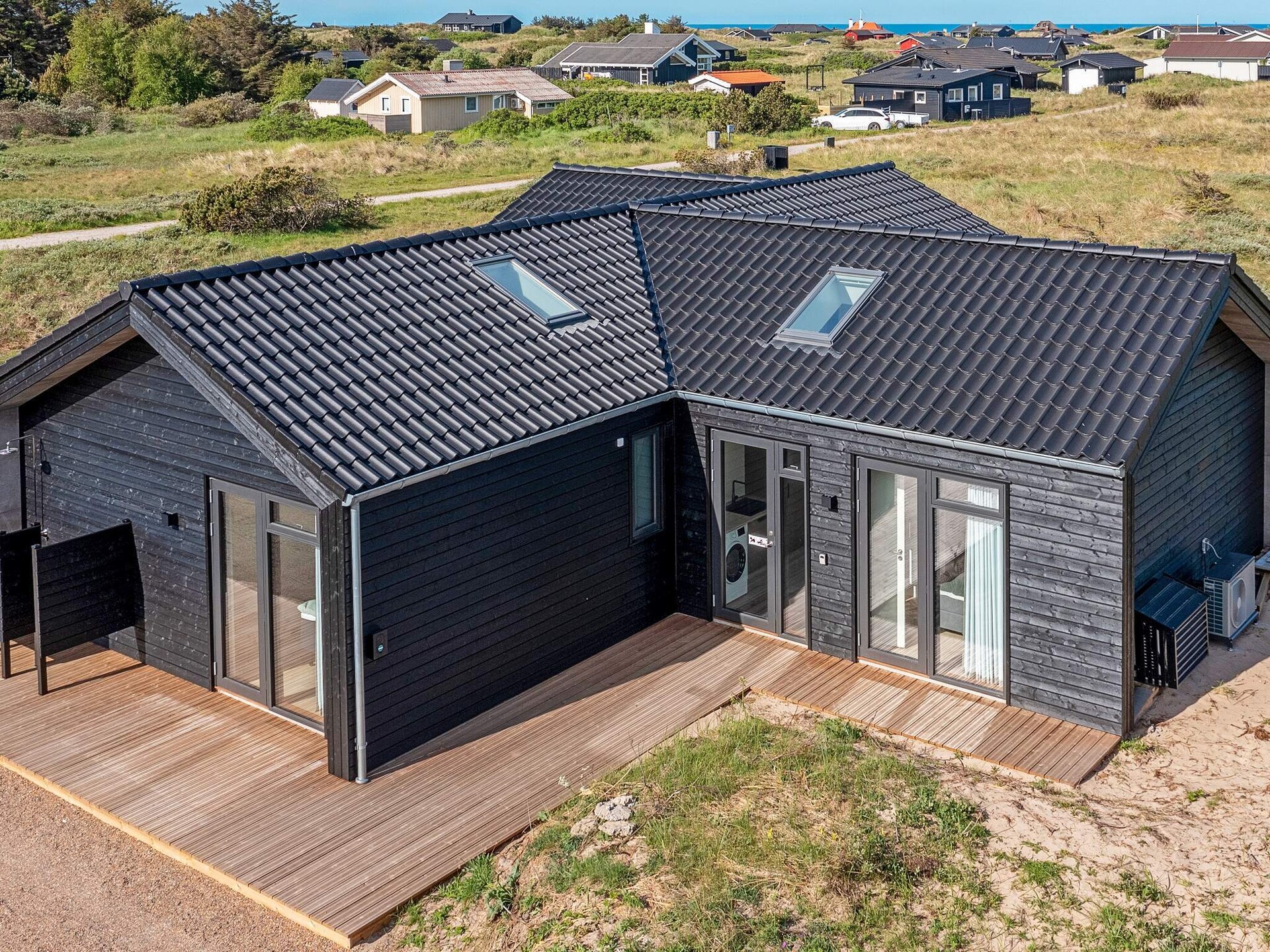 Stijlvol vakantiehuis aan de golfbaan bij Tornby Strand, 650m van zee - foto 1