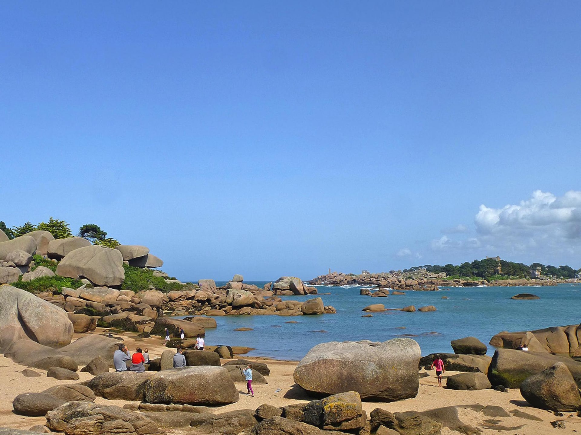 Aan zee: Ruim vakantiehuis voor 8 personen in Perros-Guirec - foto 26