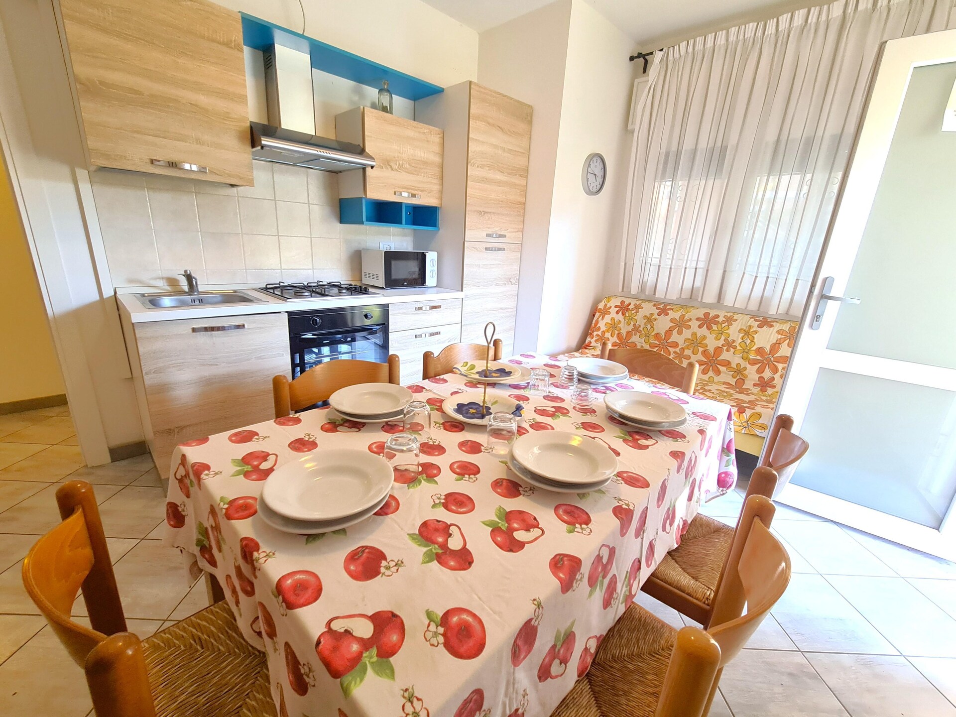 Ruim appartement met balkon op 150 meter van het strand in Rosolina Mare - foto 4