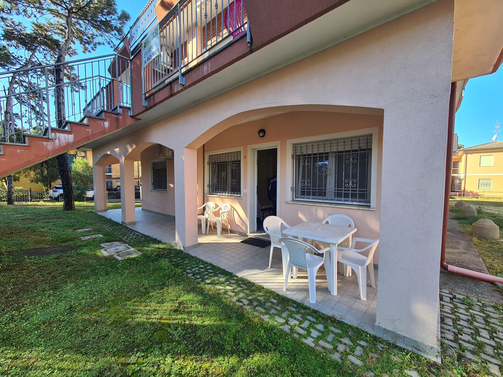 Ruim appartement met balkon op 150 meter van het strand in Rosolina Mare - foto 5