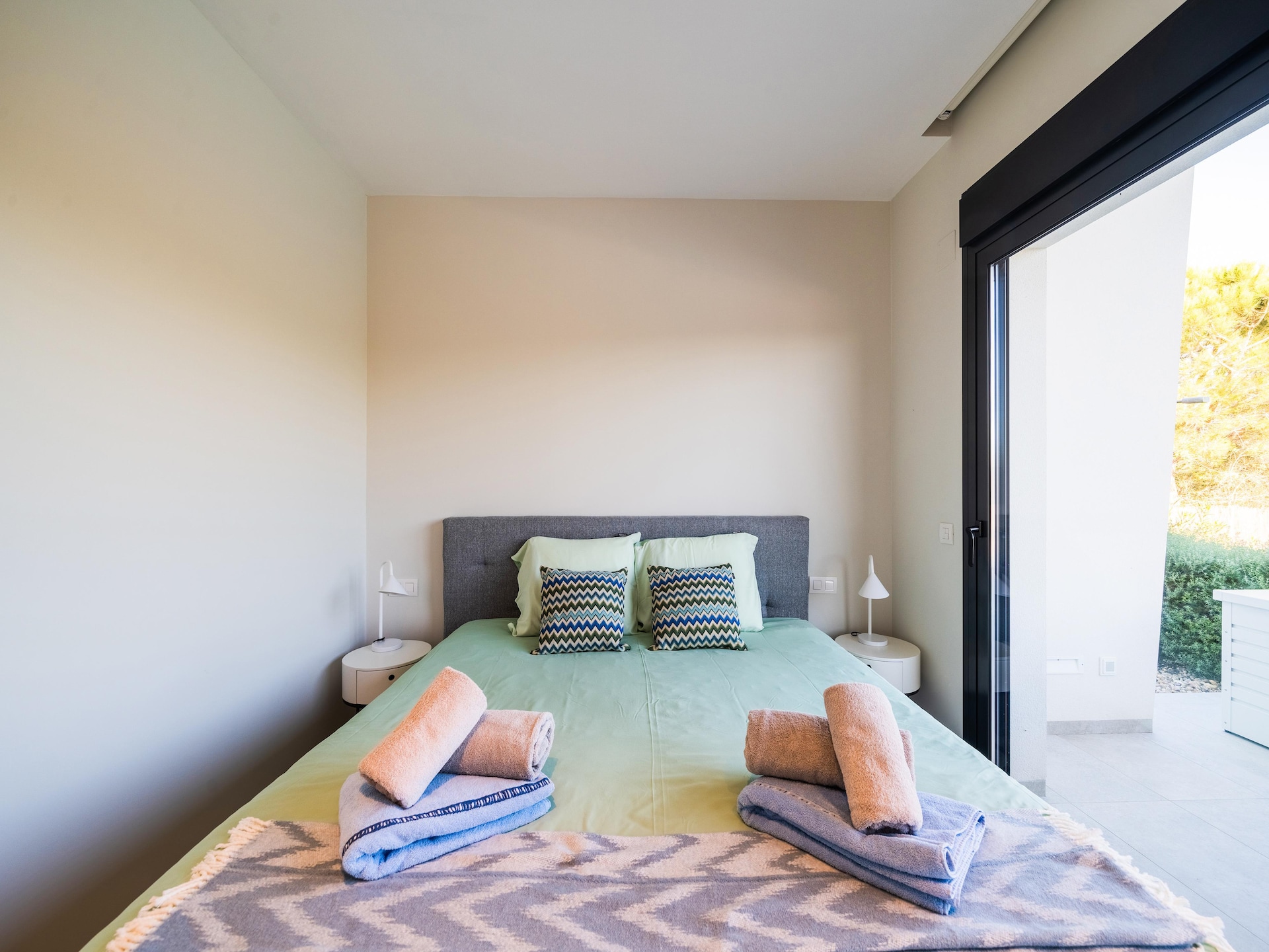 Moderne villa met privézwembad op Las Colinas Golf & Country Club - foto 19