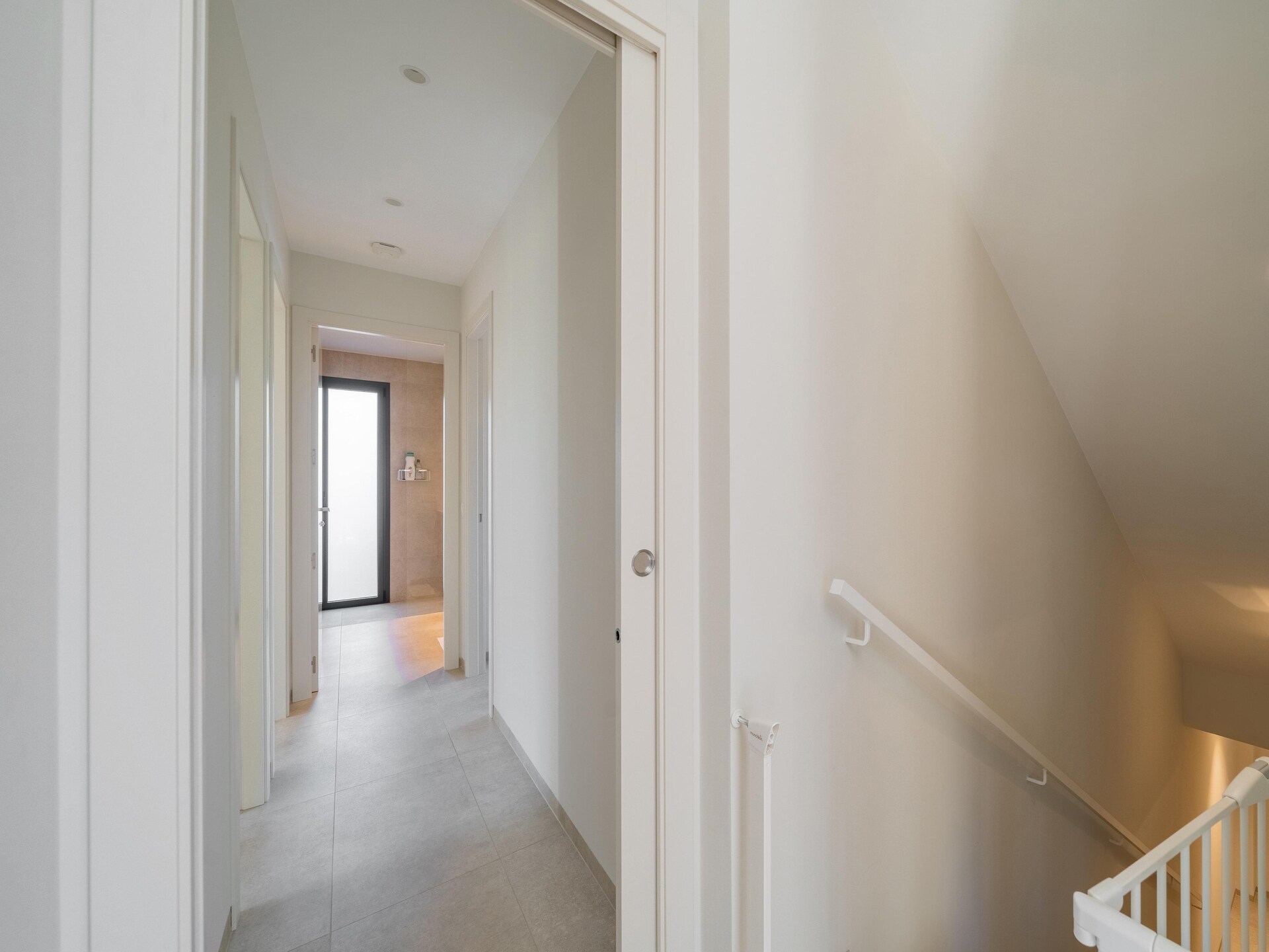 Moderne villa met privézwembad op Las Colinas Golf & Country Club - foto 16