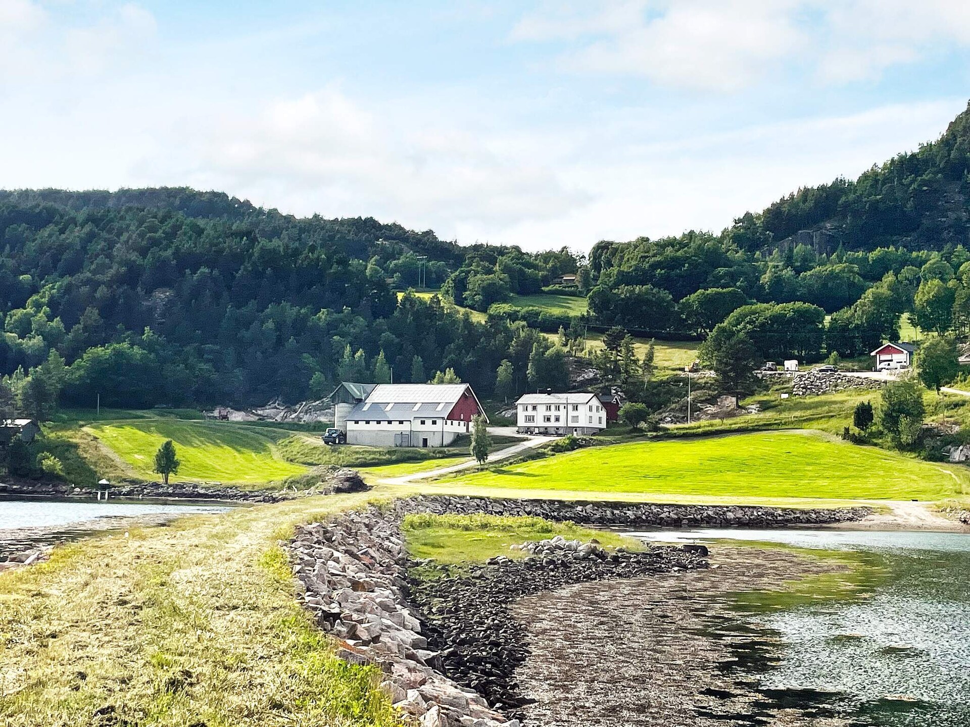Vrijstaand vakantiehuis aan het Åstfjord met panoramisch uitzicht en vismogelijkheden - foto 33