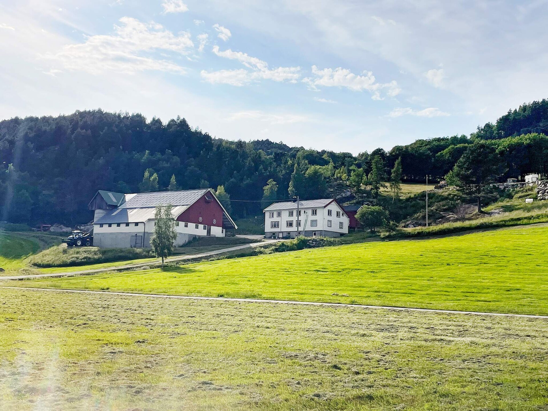 Vrijstaand vakantiehuis aan het Åstfjord met panoramisch uitzicht en vismogelijkheden - foto 35
