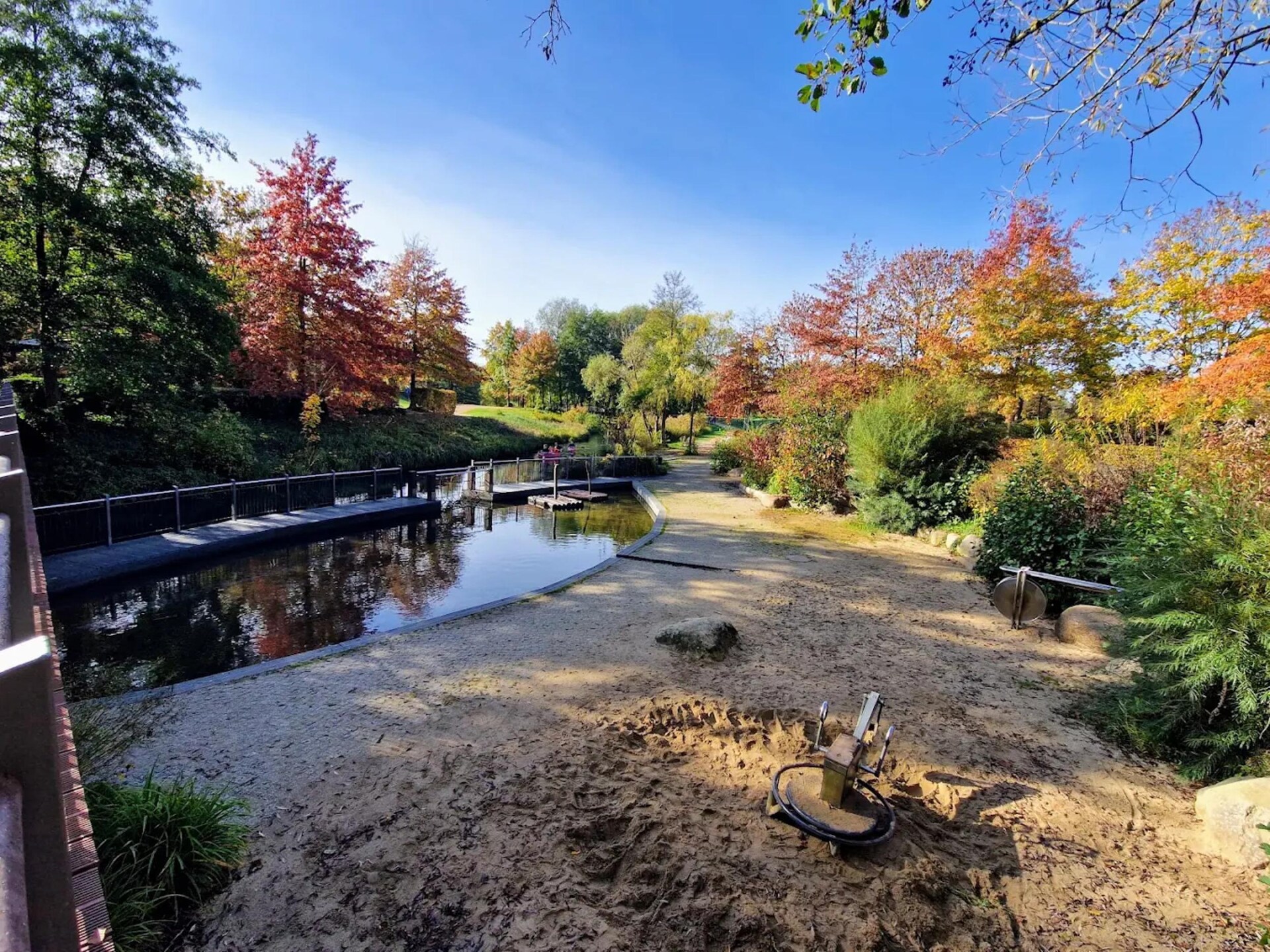 Knusse bungalow aan de Spree-arm in Lübben, direct aan het water - foto 23