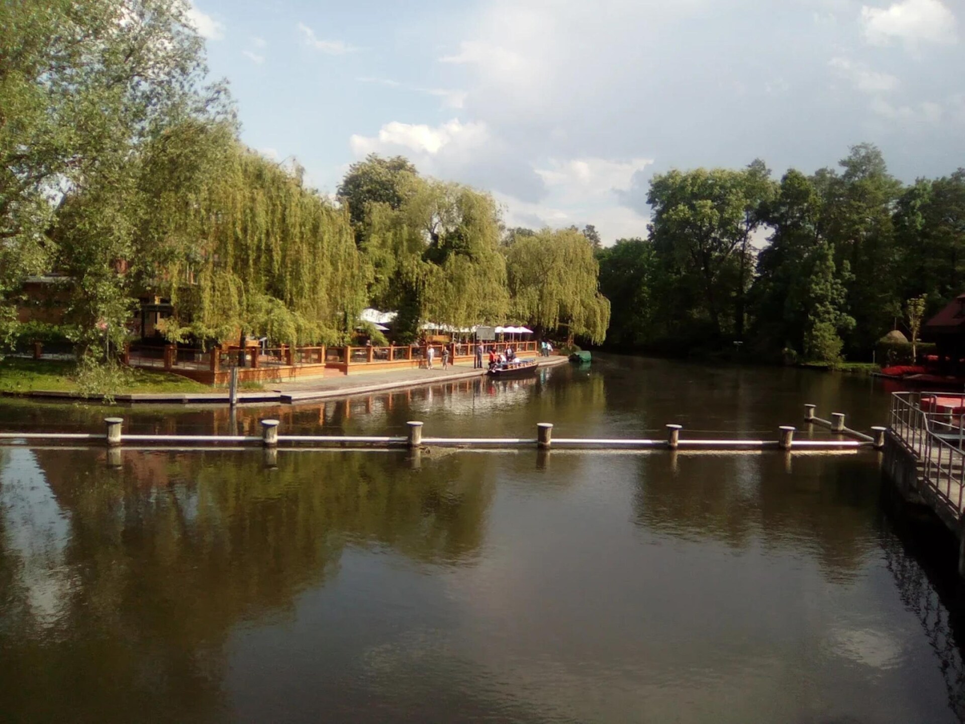 Knusse bungalow aan de Spree-arm in Lübben, direct aan het water - foto 12