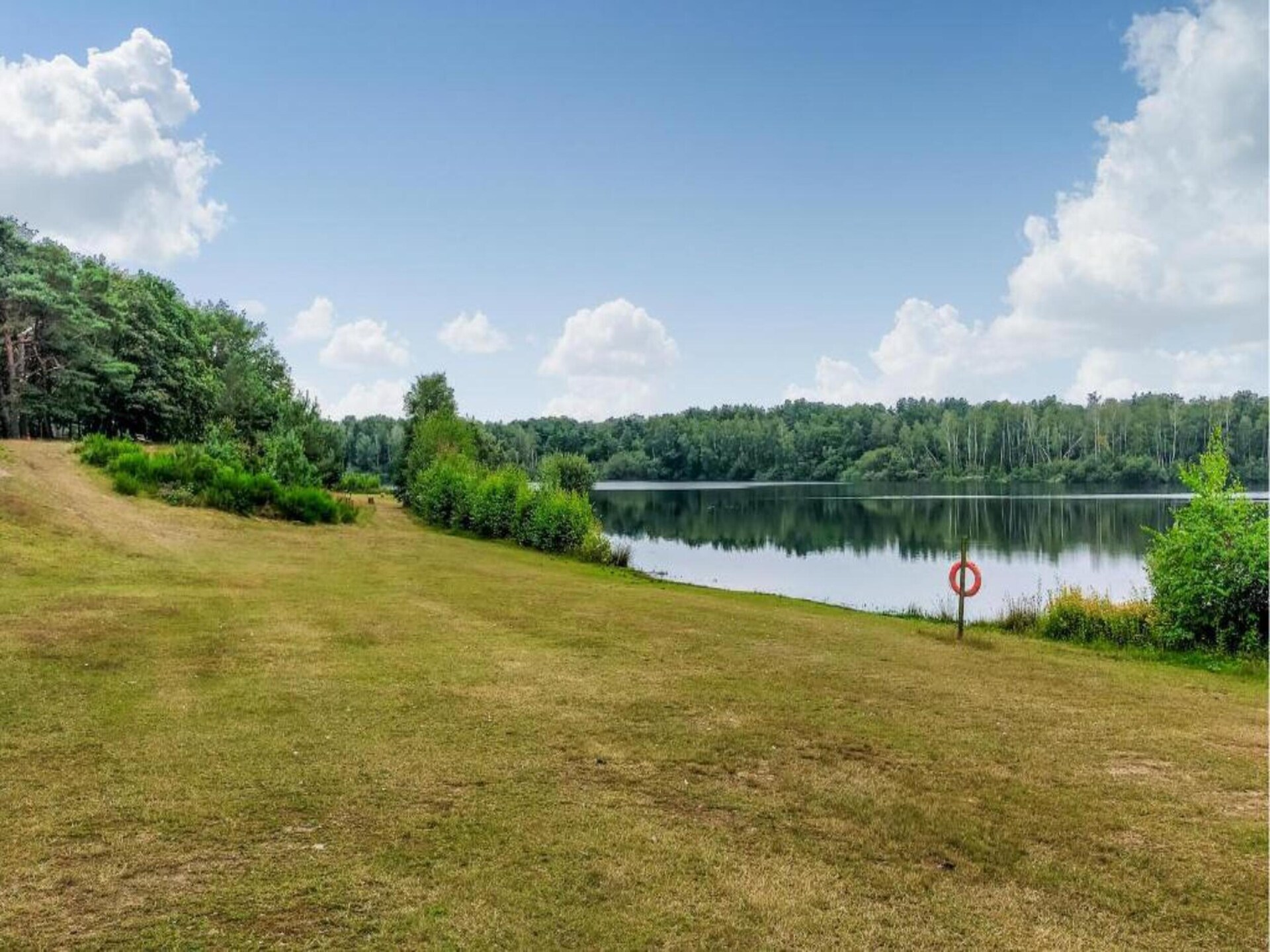 Luxe lodge aan het water op Vakantiepark Leukermeer voor 4 personen - foto 33