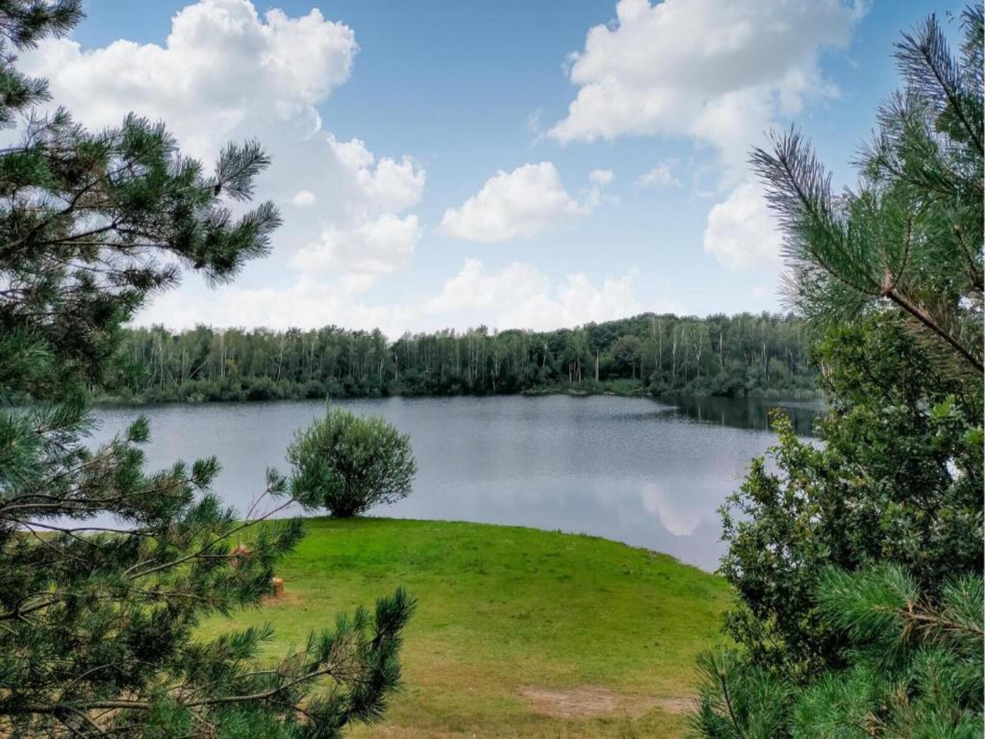 Luxe lodge aan het water op Vakantiepark Leukermeer voor 4 personen - foto 36