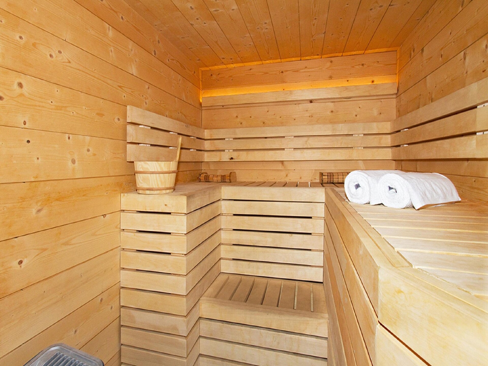 14-persoons chalet met privézwembad aan de piste in Les Deux Alpes - foto 6