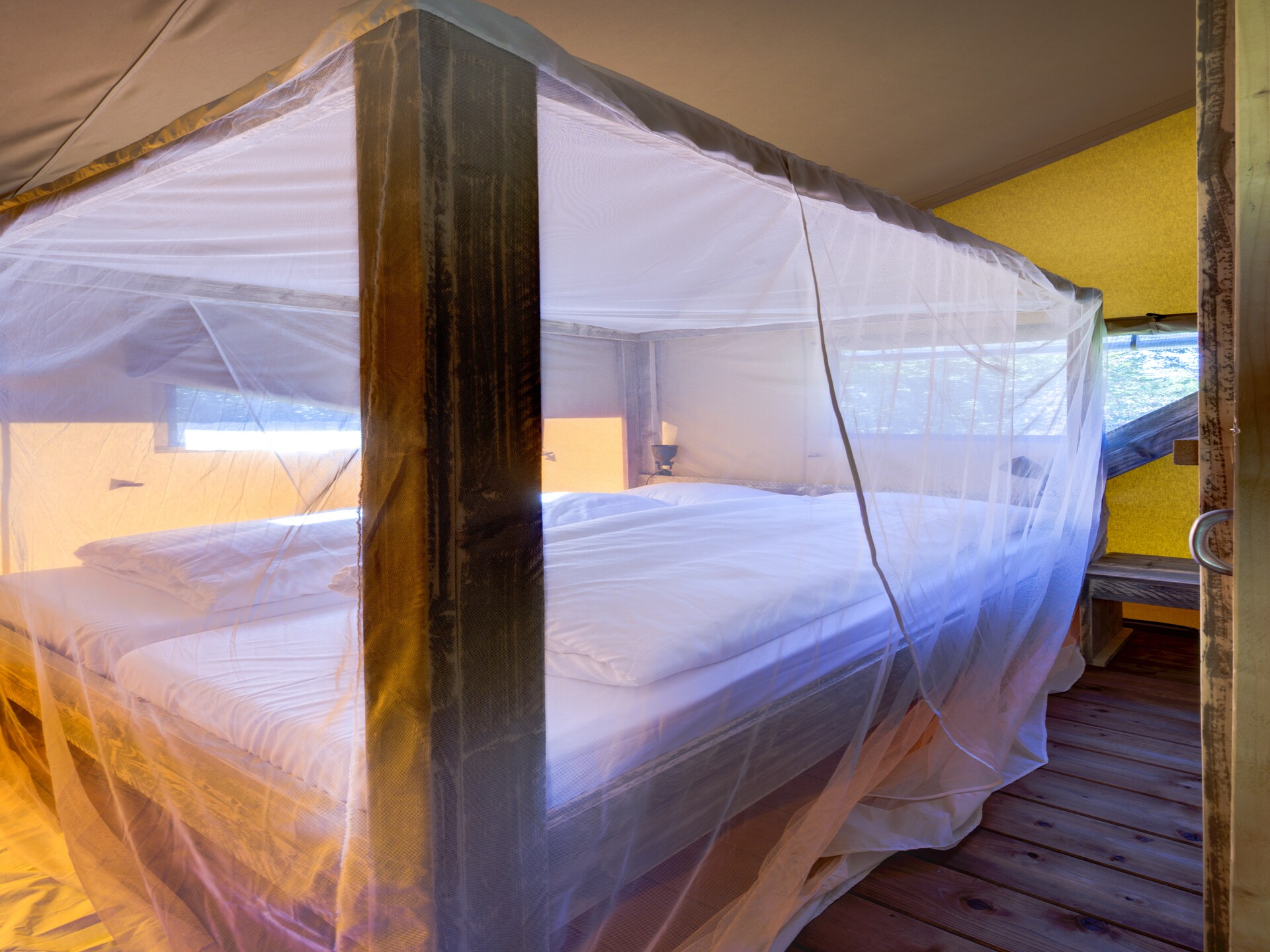 Luxe tentlodge op rustig vakantiepark in het Overijsselse Vechtdal - foto 2
