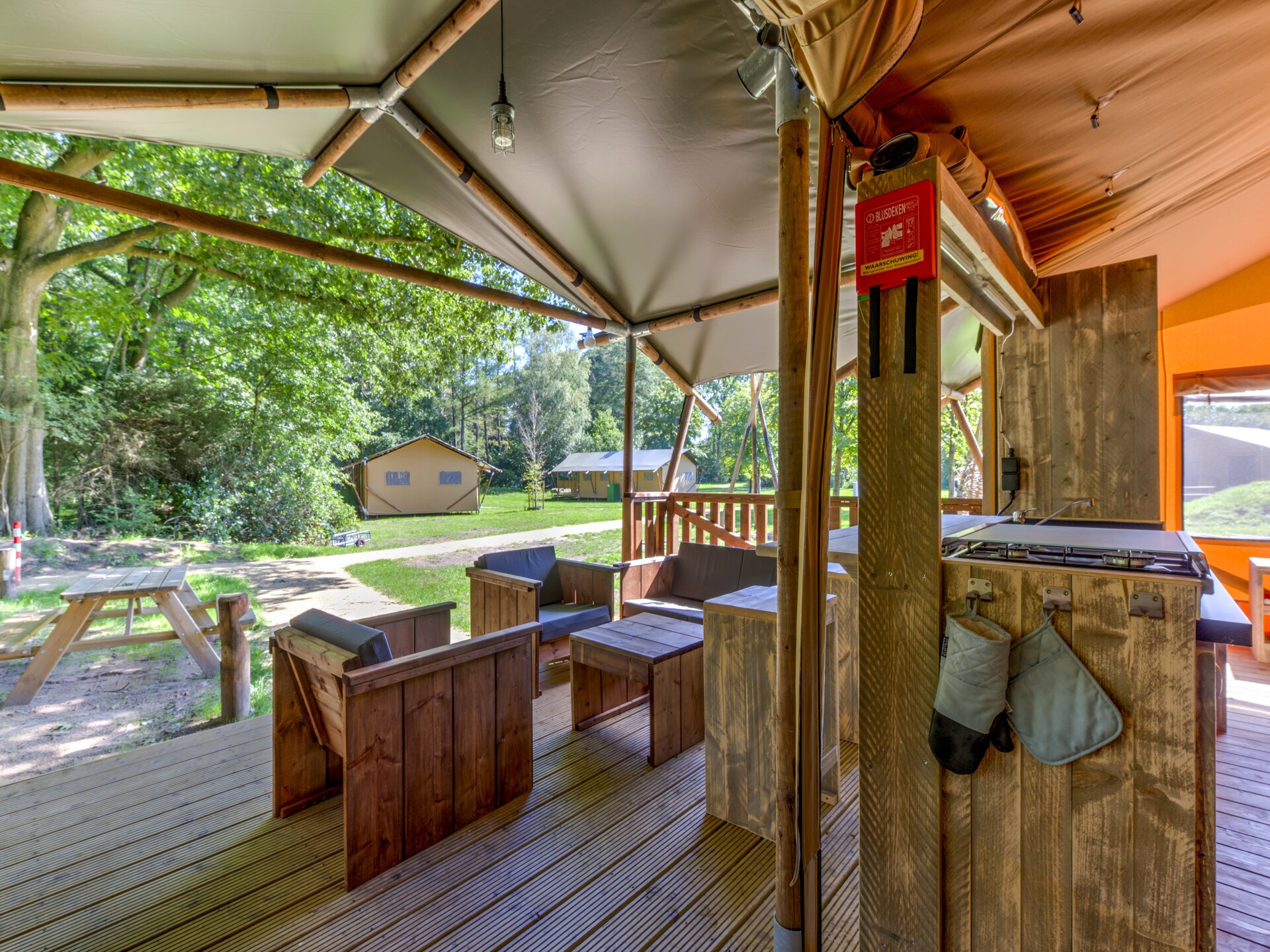 Luxe glampingtent in Dalfsen: comfort van thuis in de natuur - foto 16