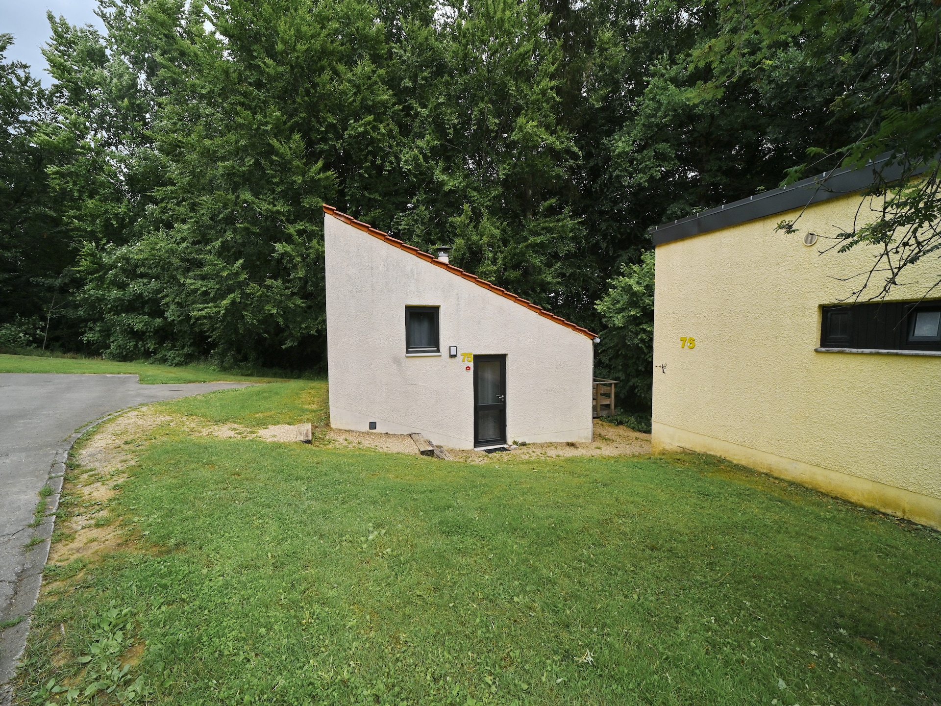 Recent gerenoveerde 6-persoons bungalow in Virton - foto 5