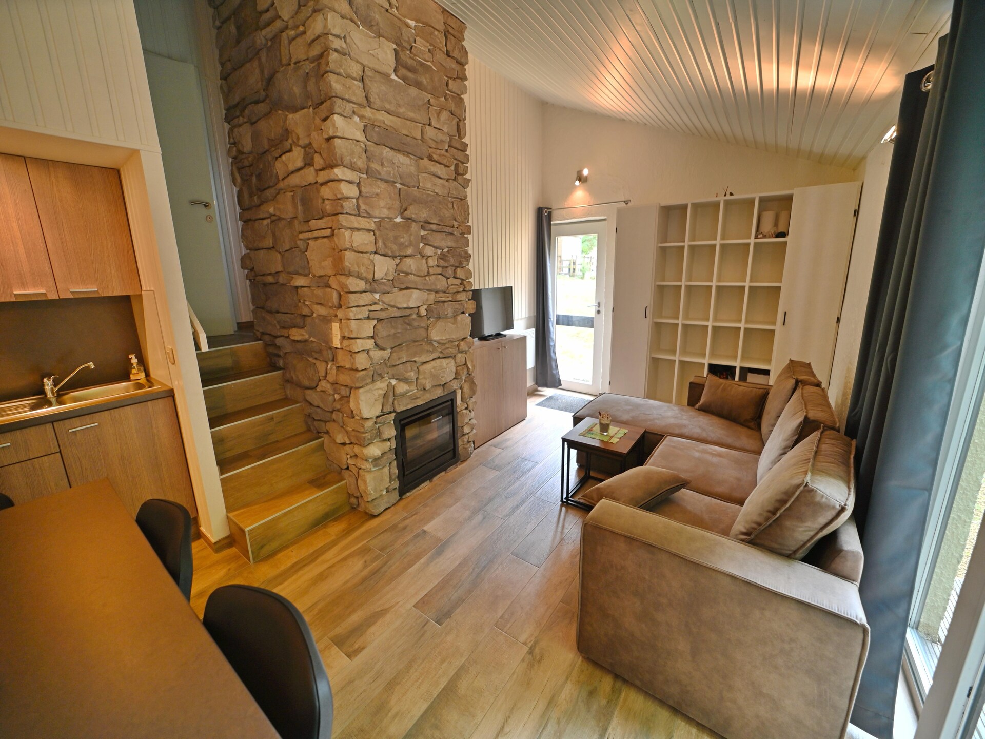 Recent gerenoveerde 6-persoons bungalow in Virton - foto 13
