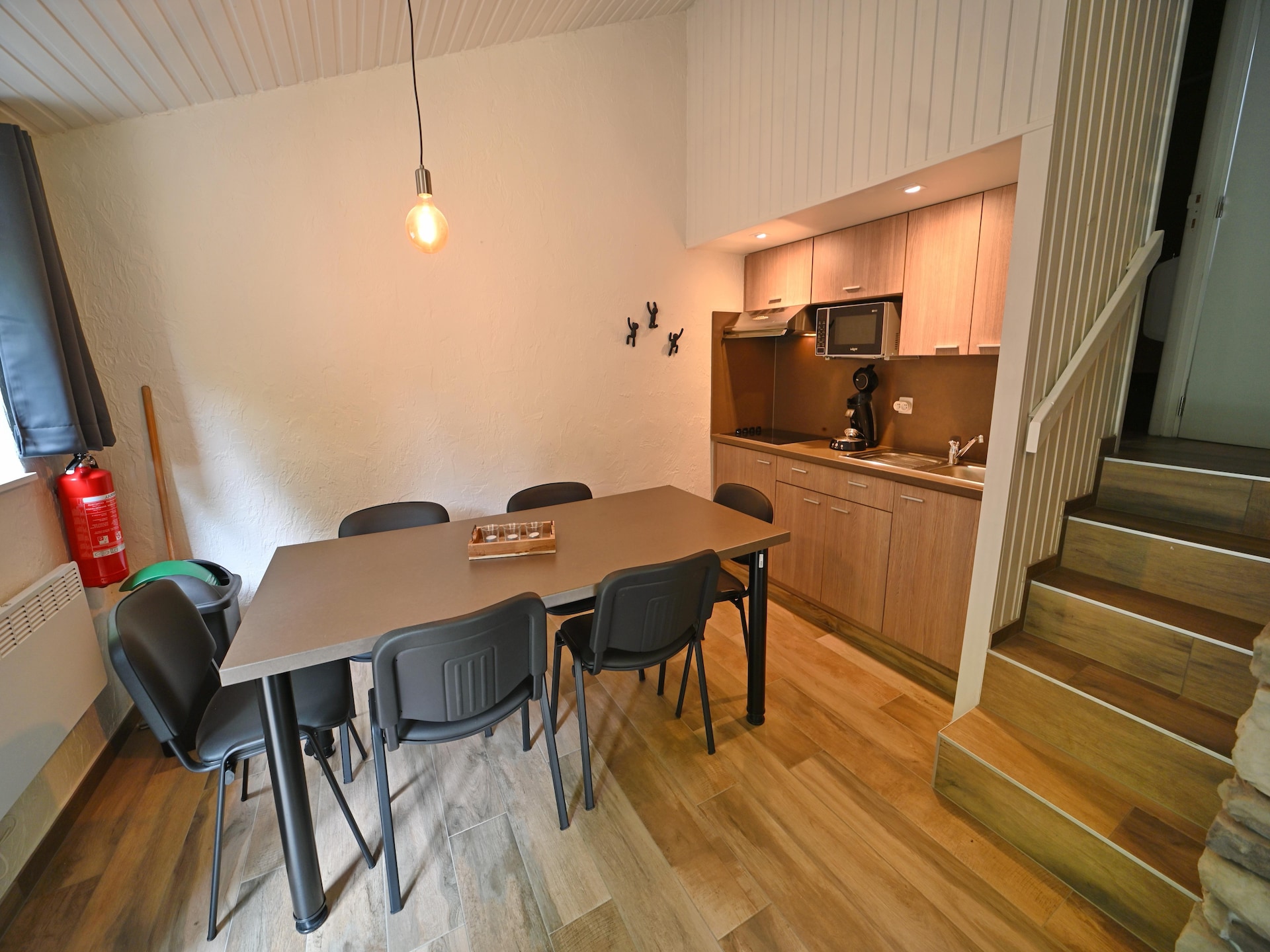 Recent gerenoveerde 6-persoons bungalow in Virton - foto 15