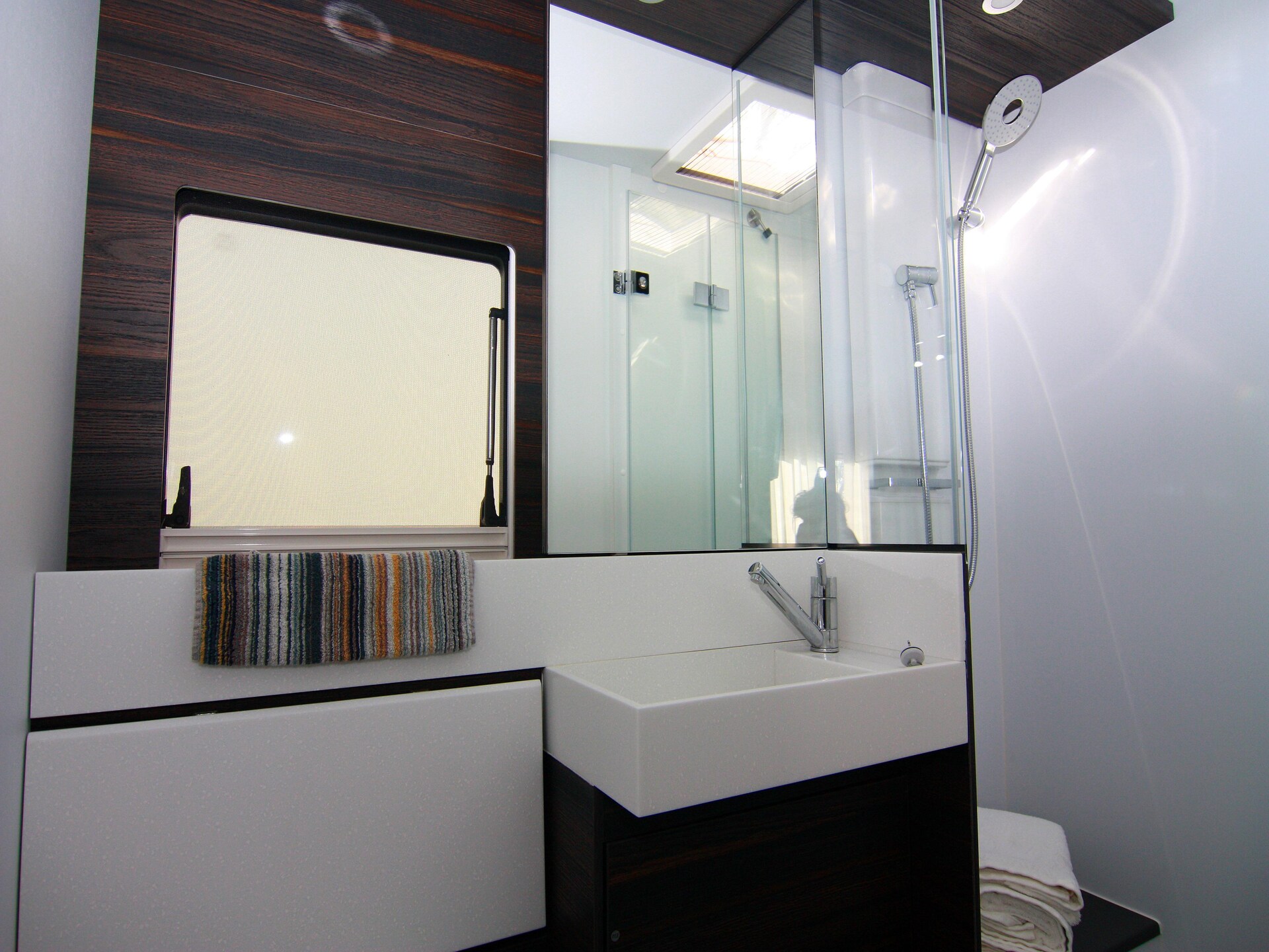 Glamping stacaravan Dreamer met uitzicht op het Achterwasser - foto 25