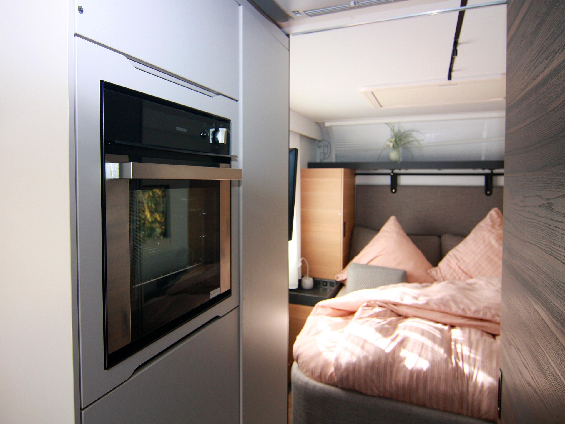 Glamping stacaravan Dreamer met uitzicht op het Achterwasser - foto 16