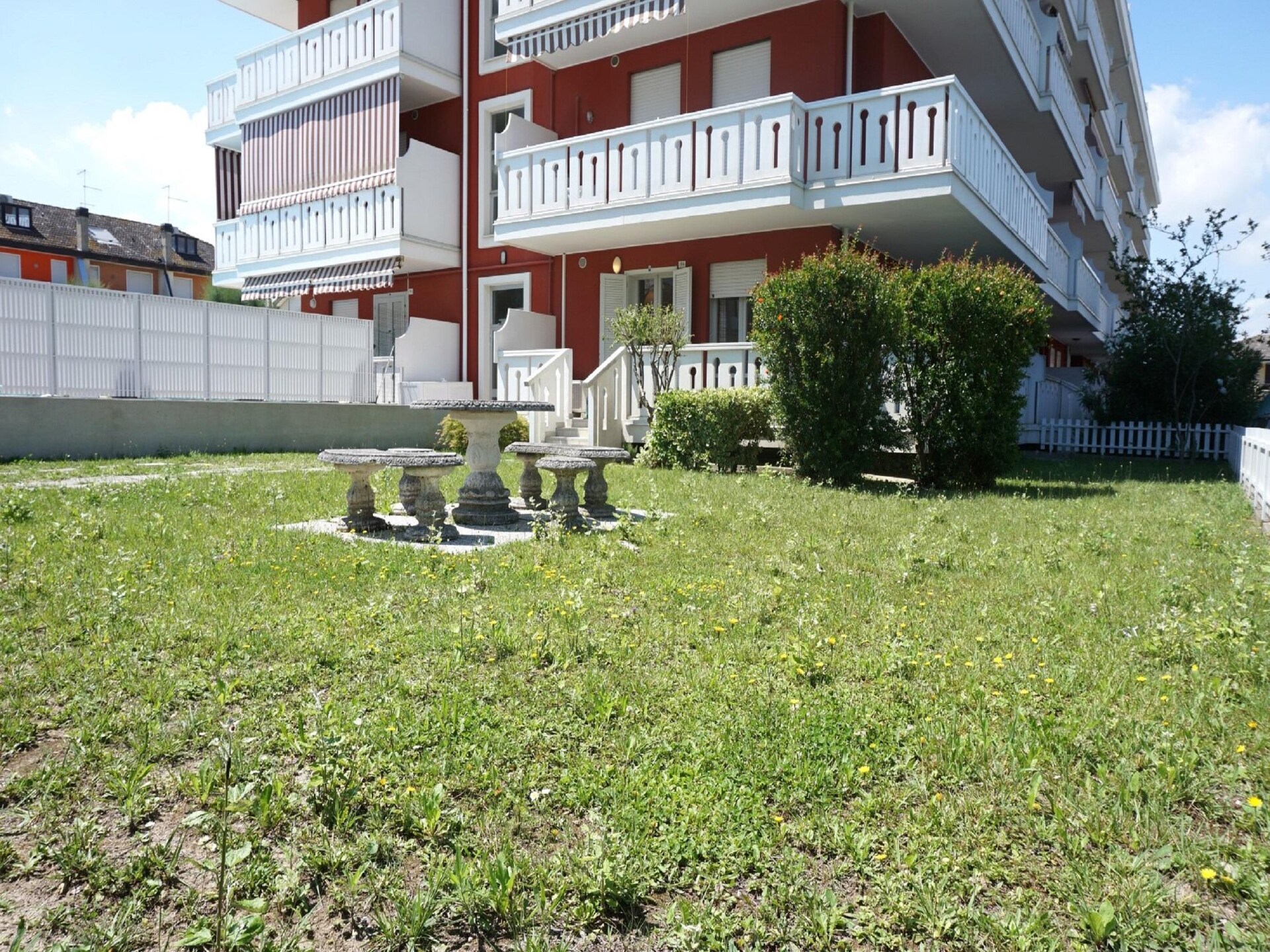 Gezinsvriendelijk appartement met tuin in Porto Santa Margherita - foto 11