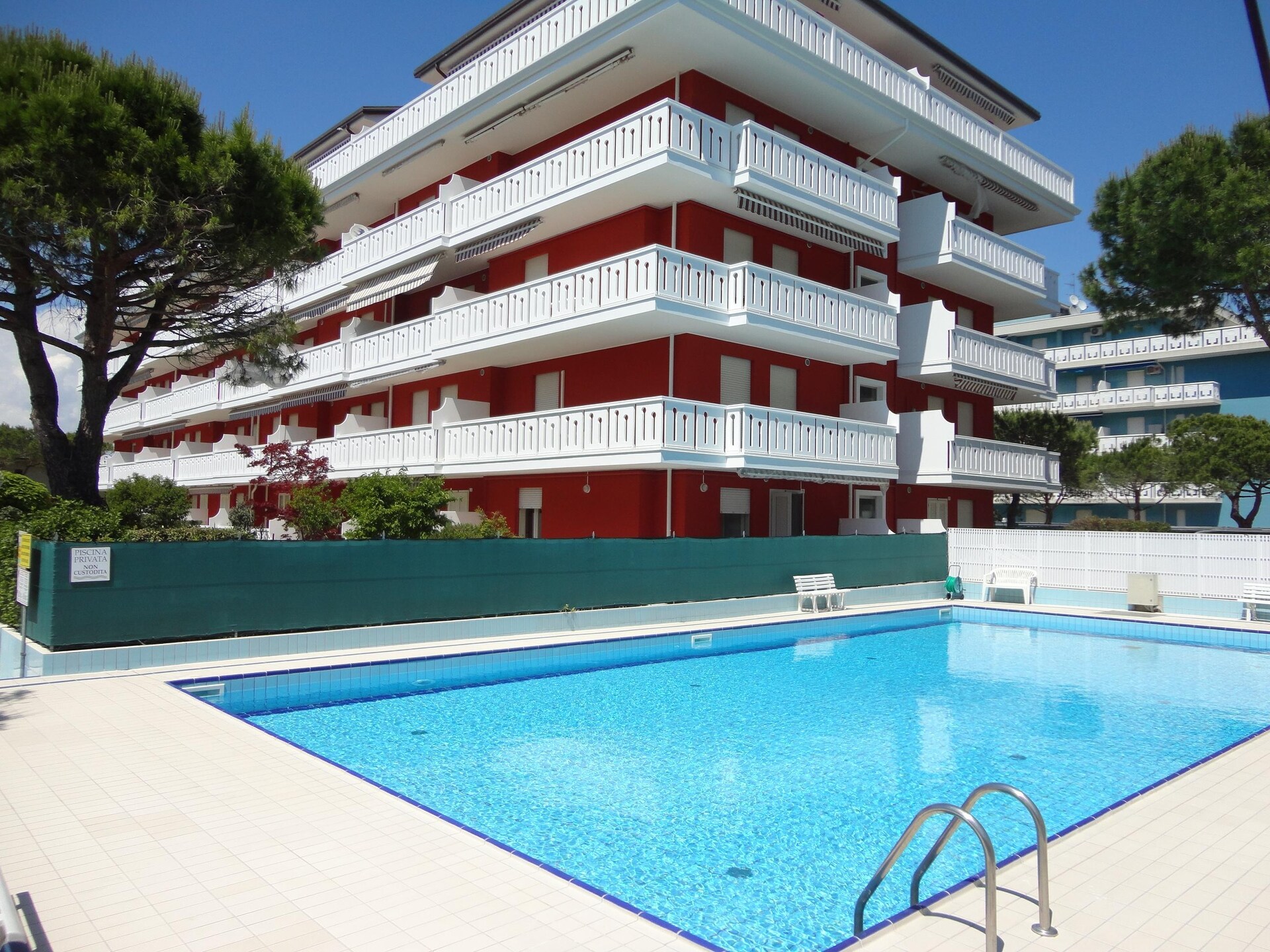 Gezinsvriendelijk appartement met tuin in Porto Santa Margherita - foto 1