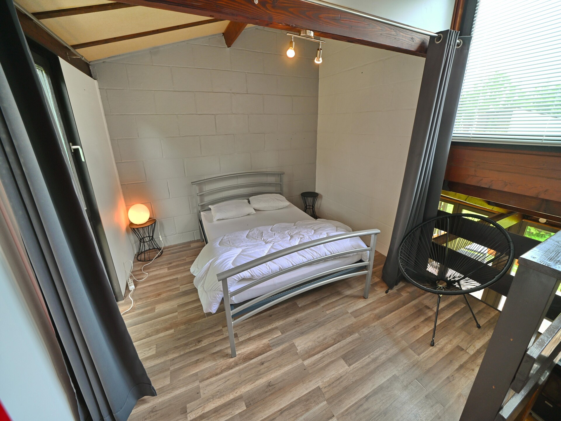 Rustieke bungalow voor 6 aan het Lac de la Vallée de Rabais in Virton - foto 9