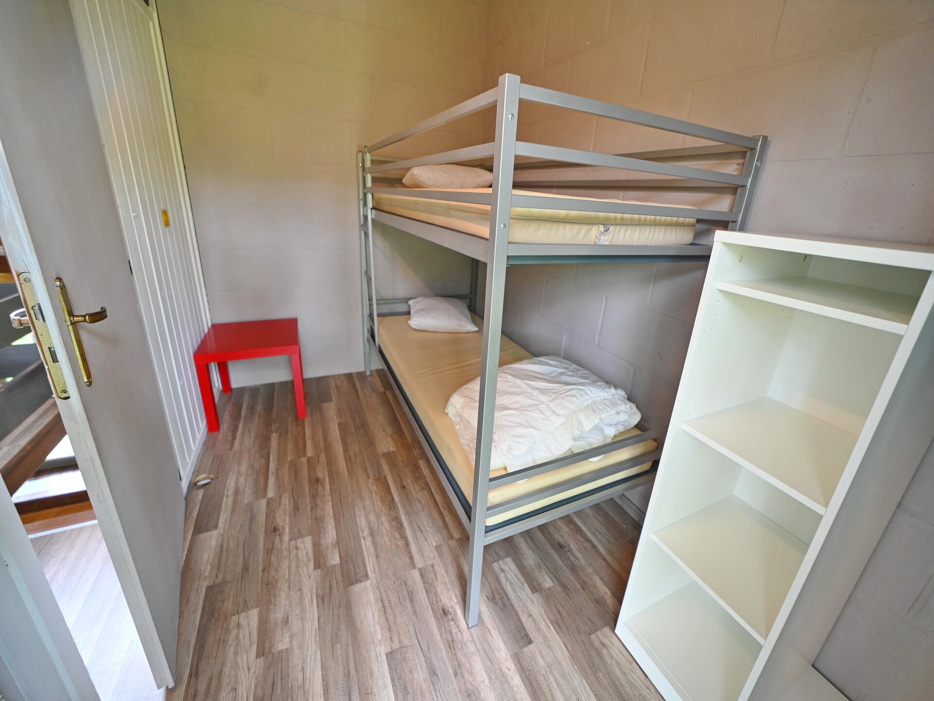 Rustieke bungalow voor 6 aan het Lac de la Vallée de Rabais in Virton - foto 10