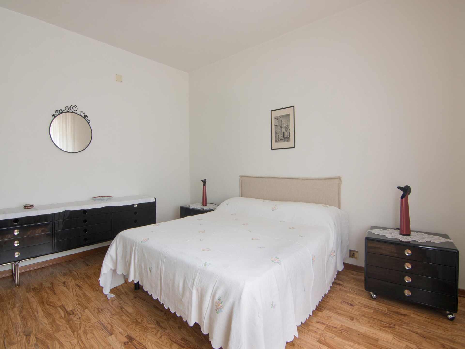 Licht appartement op begane grond met privéterras en zwembad in de heuvels - foto 22