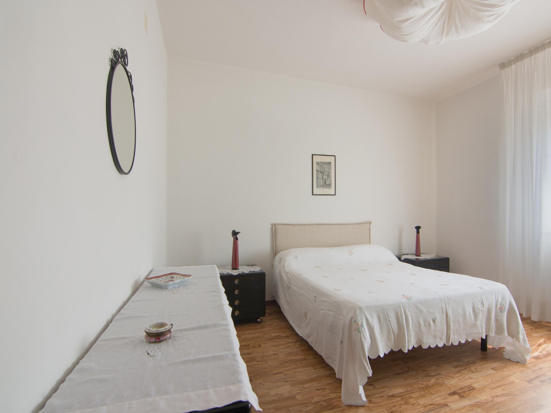 Licht appartement op begane grond met privéterras en zwembad in de heuvels - foto 25