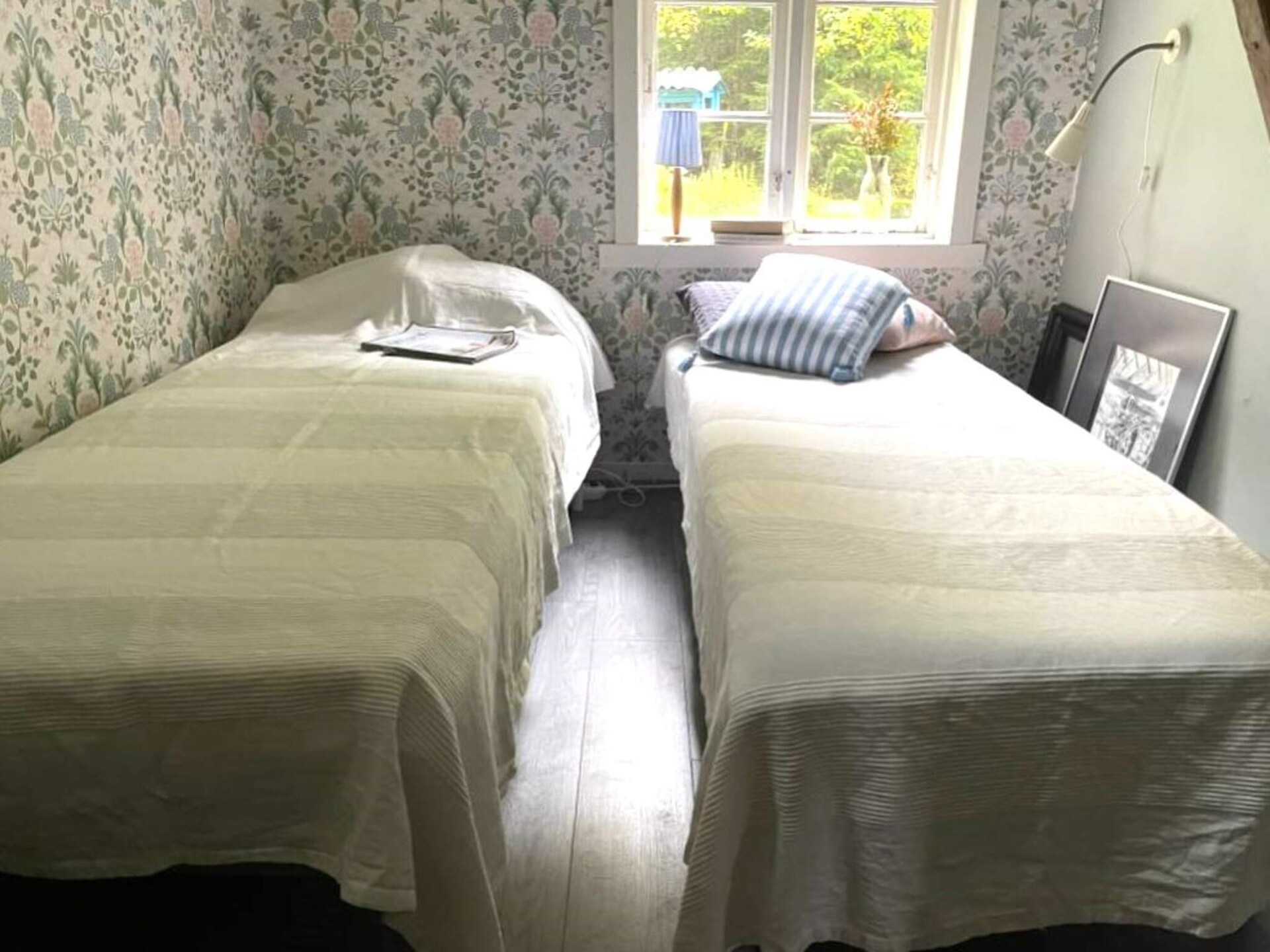 Charmant rood vakantiehuis bij bos en waterval in Uddevalla - foto 19