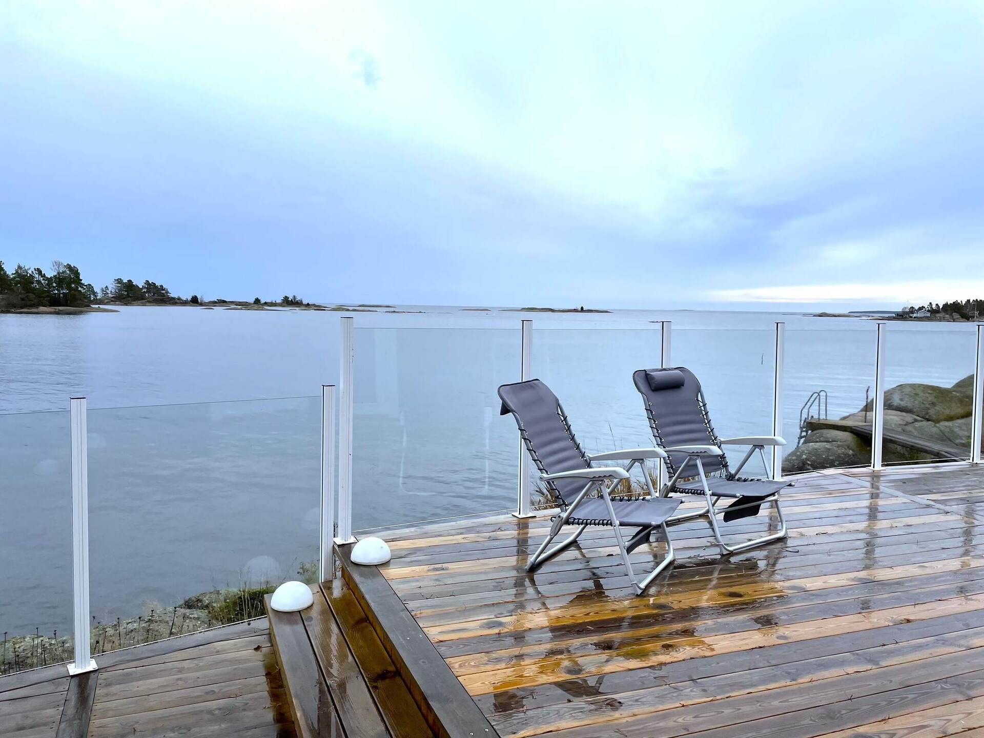 Uniek Zweeds eilandhuis met privéstrand en panoramisch zeezicht op Knekteholmen - foto 5