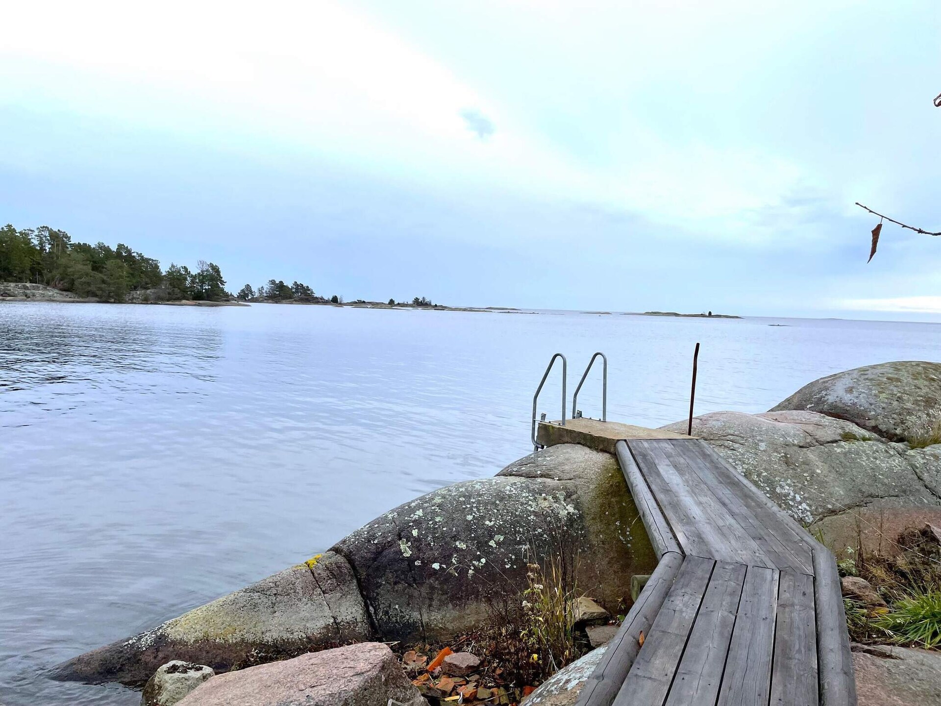 Uniek Zweeds eilandhuis met privéstrand en panoramisch zeezicht op Knekteholmen - foto 9
