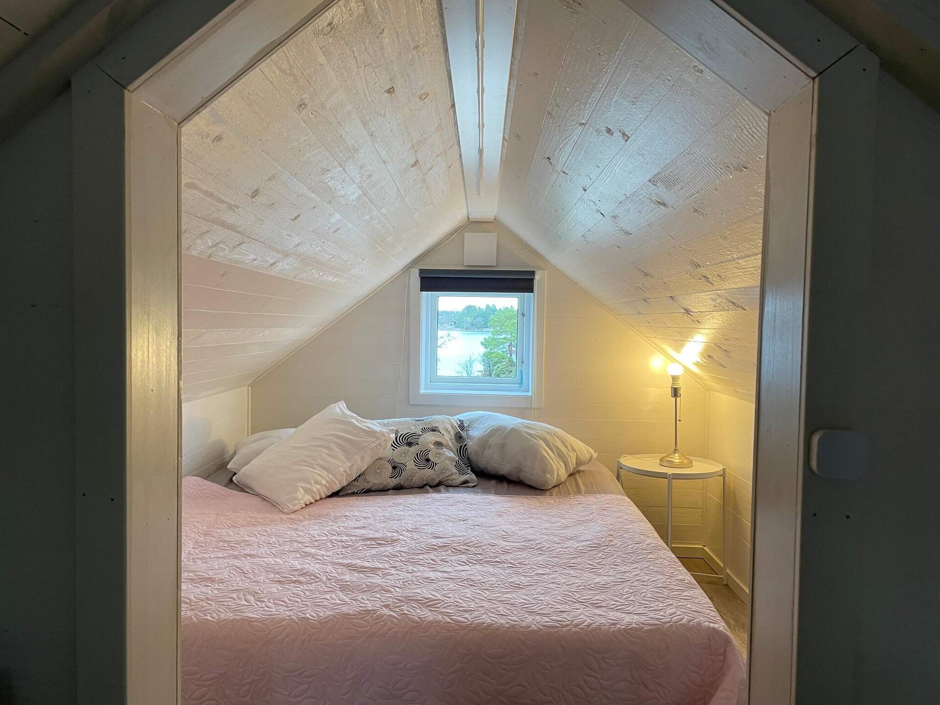 Uniek Zweeds eilandhuis met privéstrand en panoramisch zeezicht op Knekteholmen - foto 23