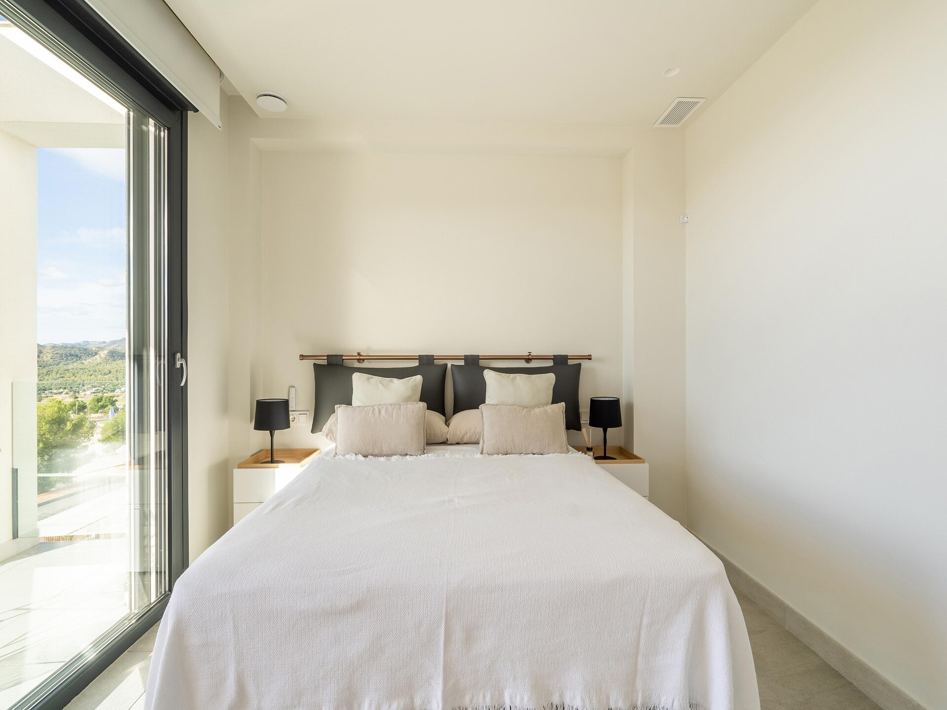 Luxe halfvrijstaande villa met privézwembad bij Finestrat - foto 9