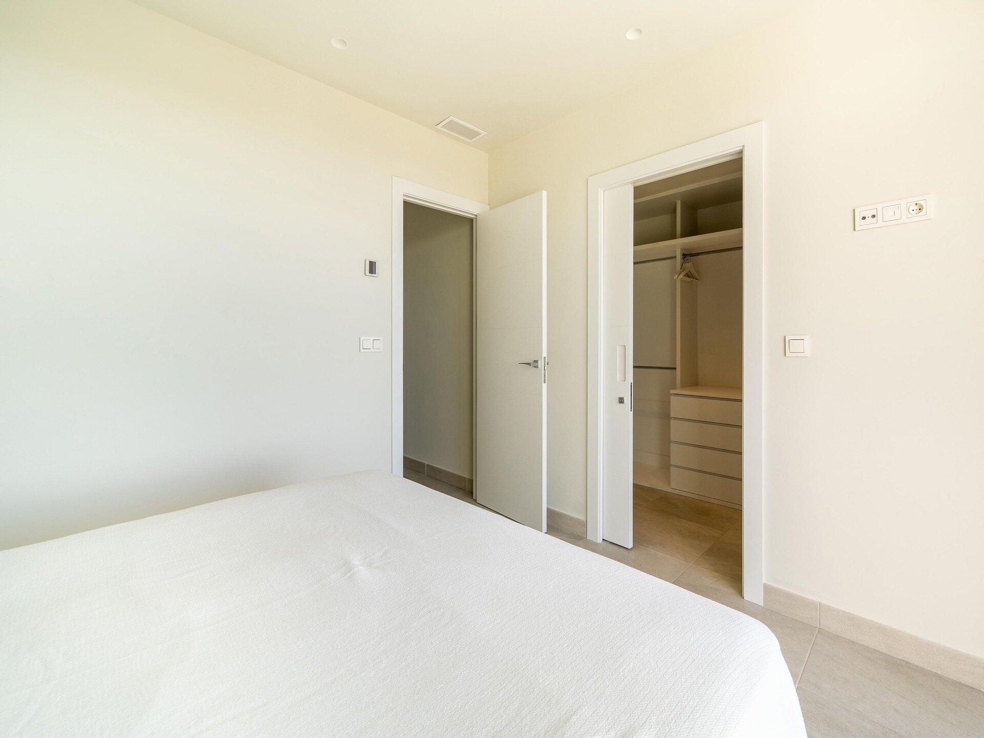 Luxe halfvrijstaande villa met privézwembad bij Finestrat - foto 15