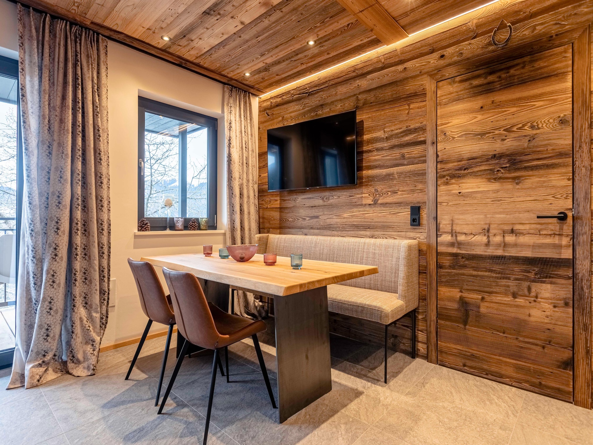 6-persoons appartement met privézwembad in St. Martin am Tennengebirge - foto 17