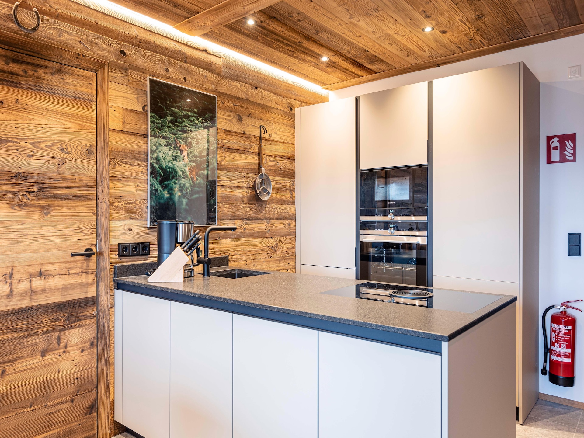6-persoons appartement met privézwembad in St. Martin am Tennengebirge - foto 4