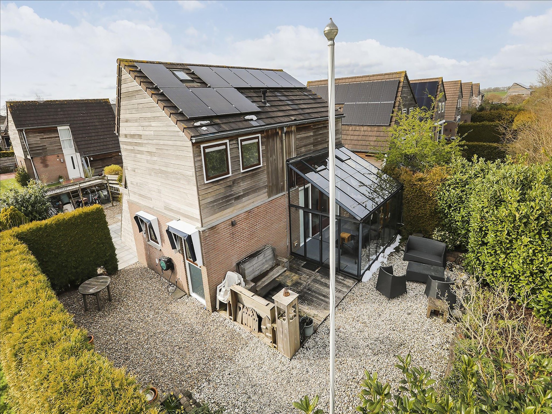 Modern vakantiehuis met serre aan het Pikmeer in Grou - foto 17