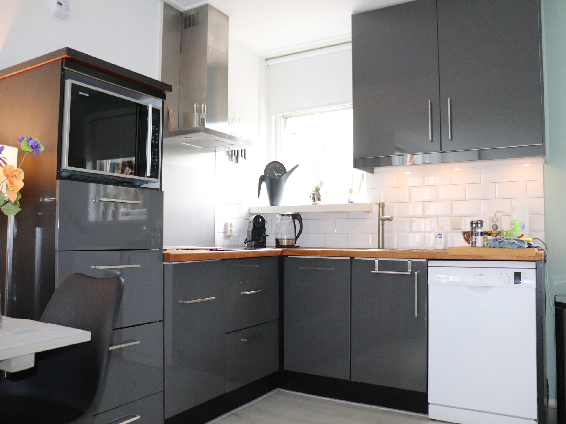 Modern vakantiehuis met serre aan het Pikmeer in Grou - foto 12